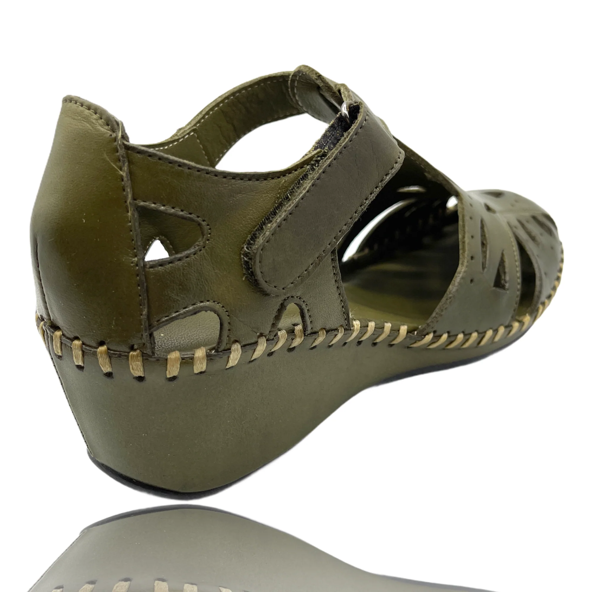 The Tonmawr Green Leather Sandal Final Sale! - Image 4