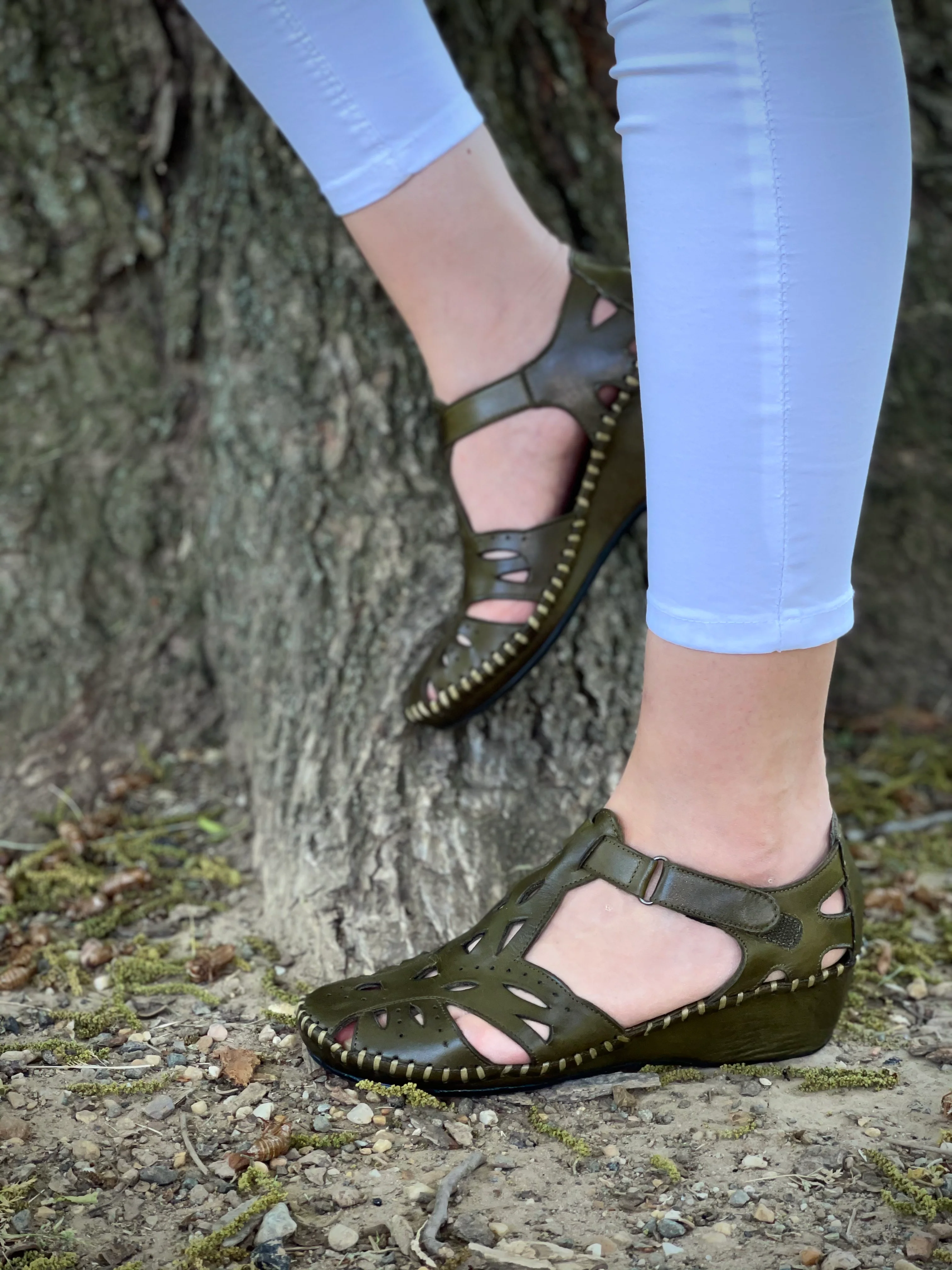 The Tonmawr Green Leather Sandal Final Sale! - Image 6