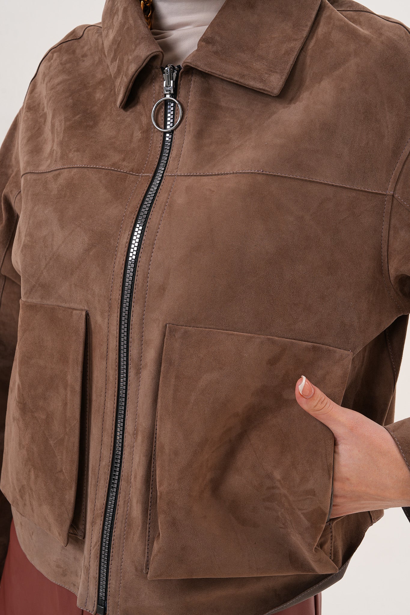 Elvoria Reversible Leather Jacket – Taupe / Suede Brown - Image 3