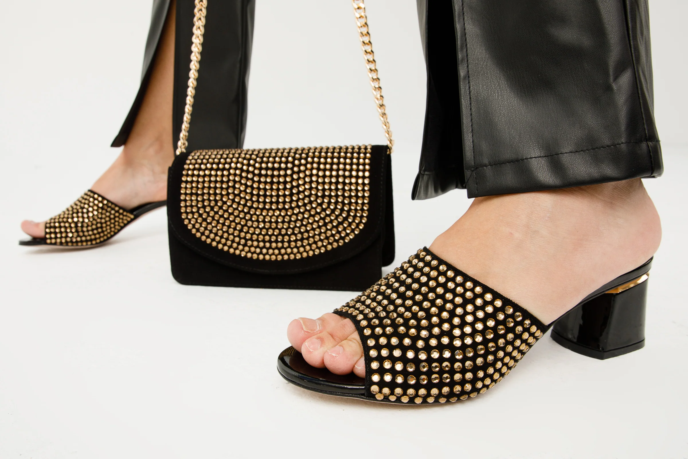 The Ailano Gold Glitter Leather Women Sandal - Image 12