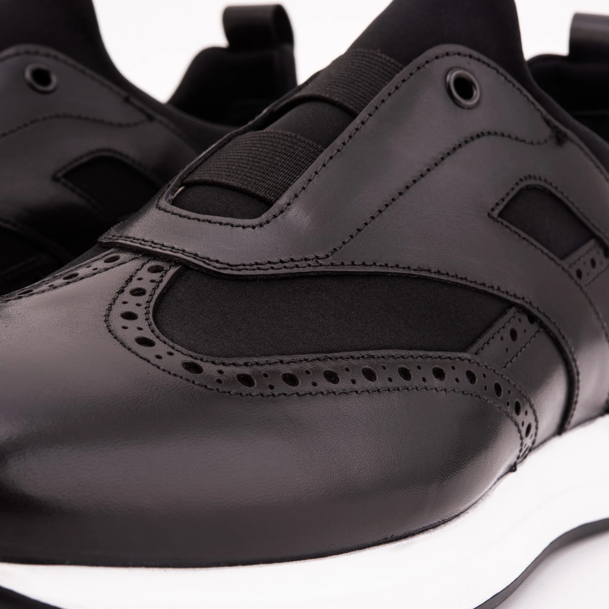 The Arcadia Black Leather Men Sneaker - Image 3