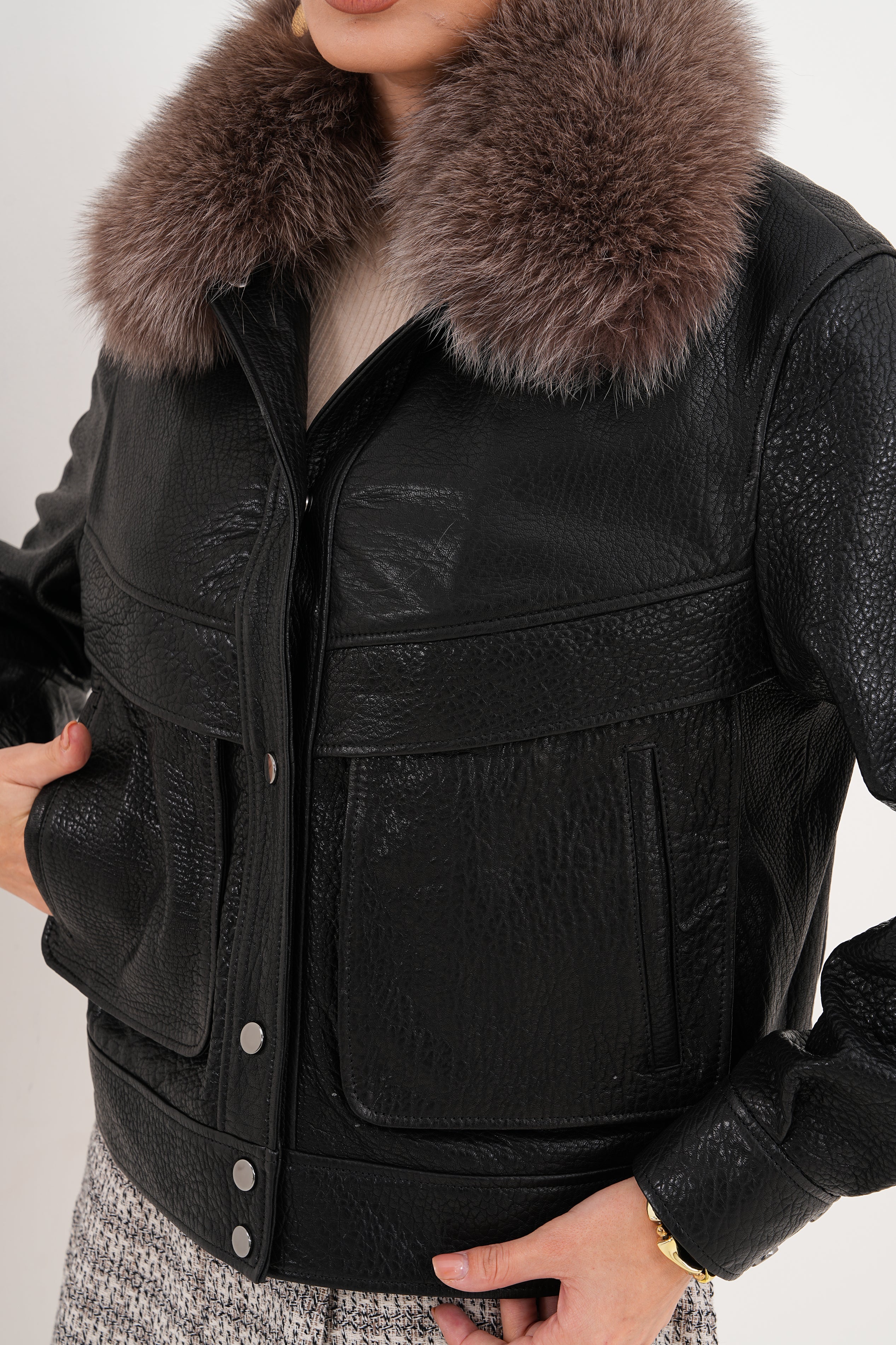 The Auretta Textured Leather Women Jacket - Image 4