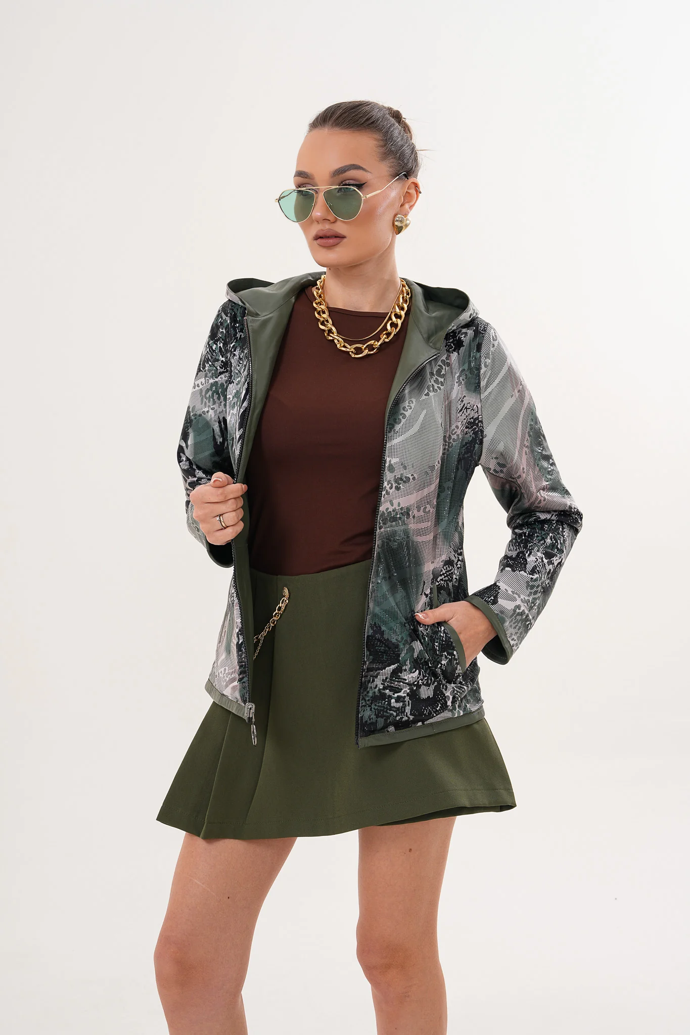 The Avelyn Reversible Olive Green Leather Women Jacket - Image 5