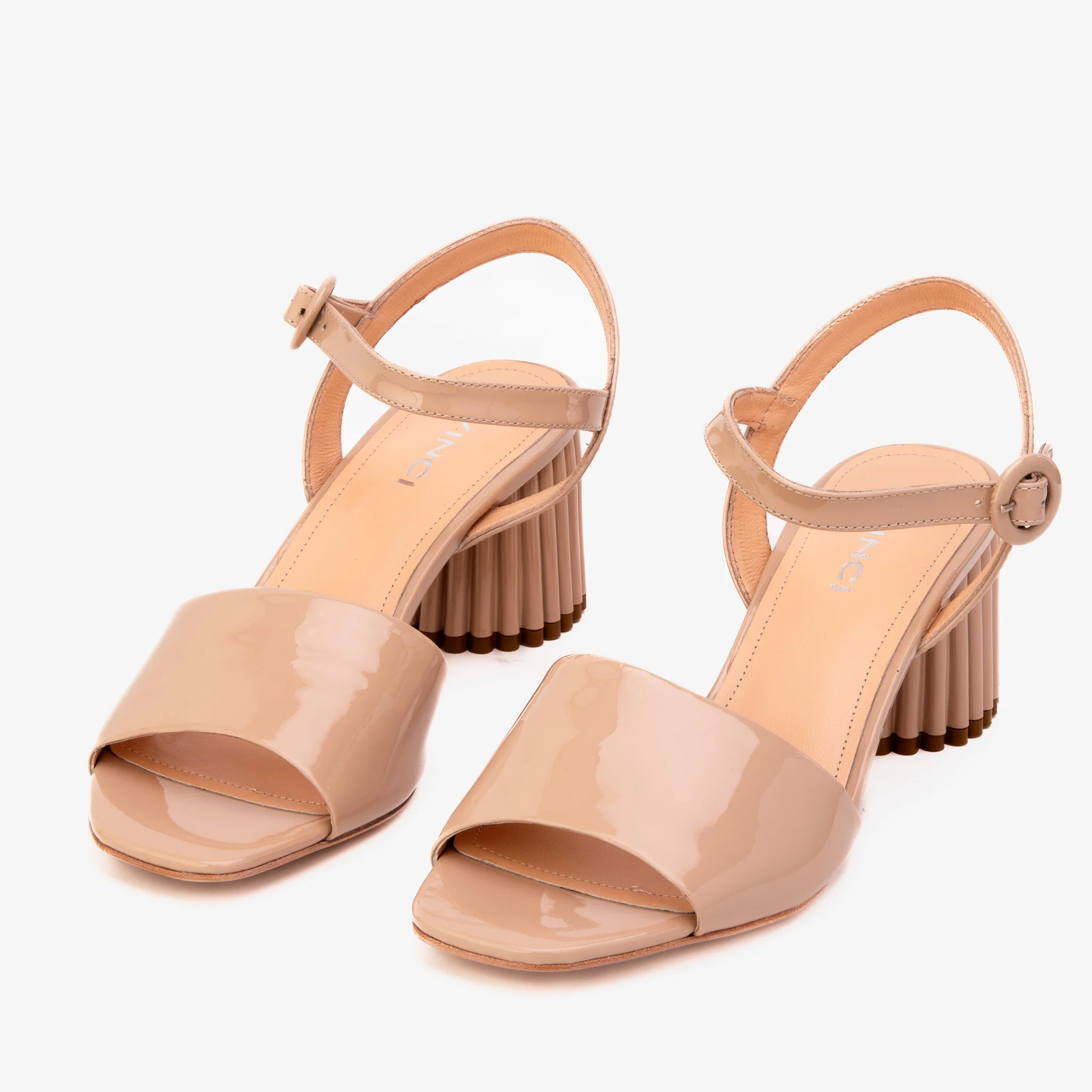 The Bamba Cream Patent Leather Women Sandal - Image 7