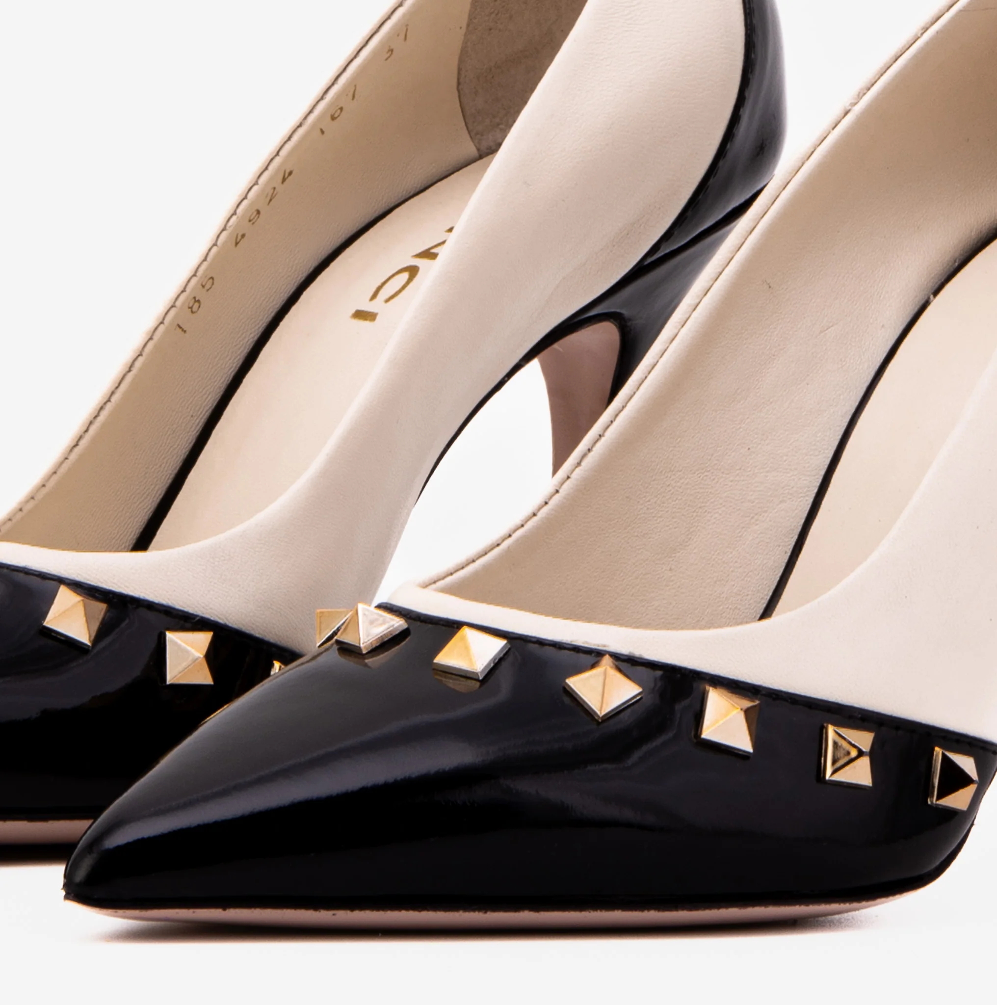 The Bella Vita Studded Beige & Black Leather Pump Women Shoe - Image 4