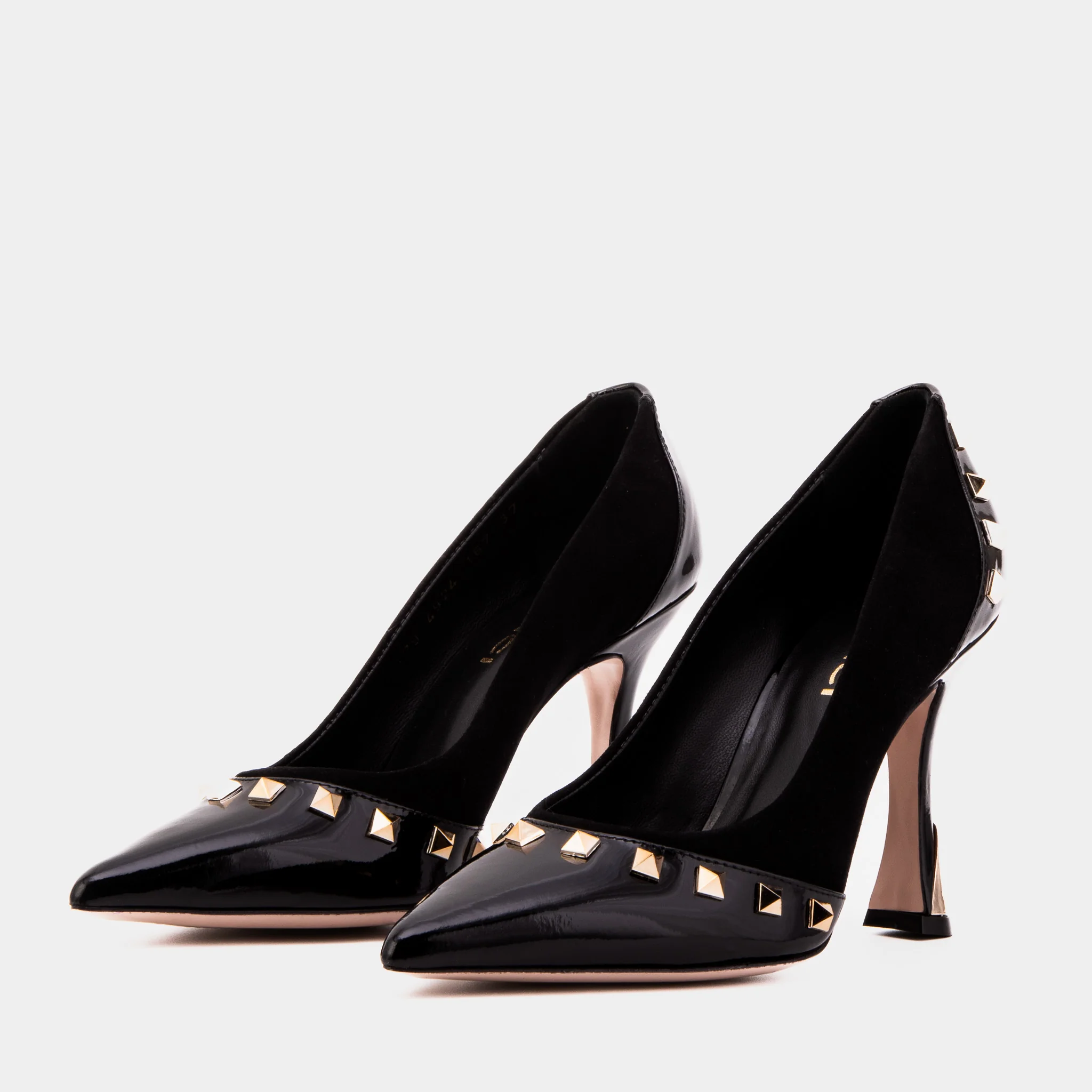 The Bella Vita Studded Black Leather Pump Women Shoe - Image 3
