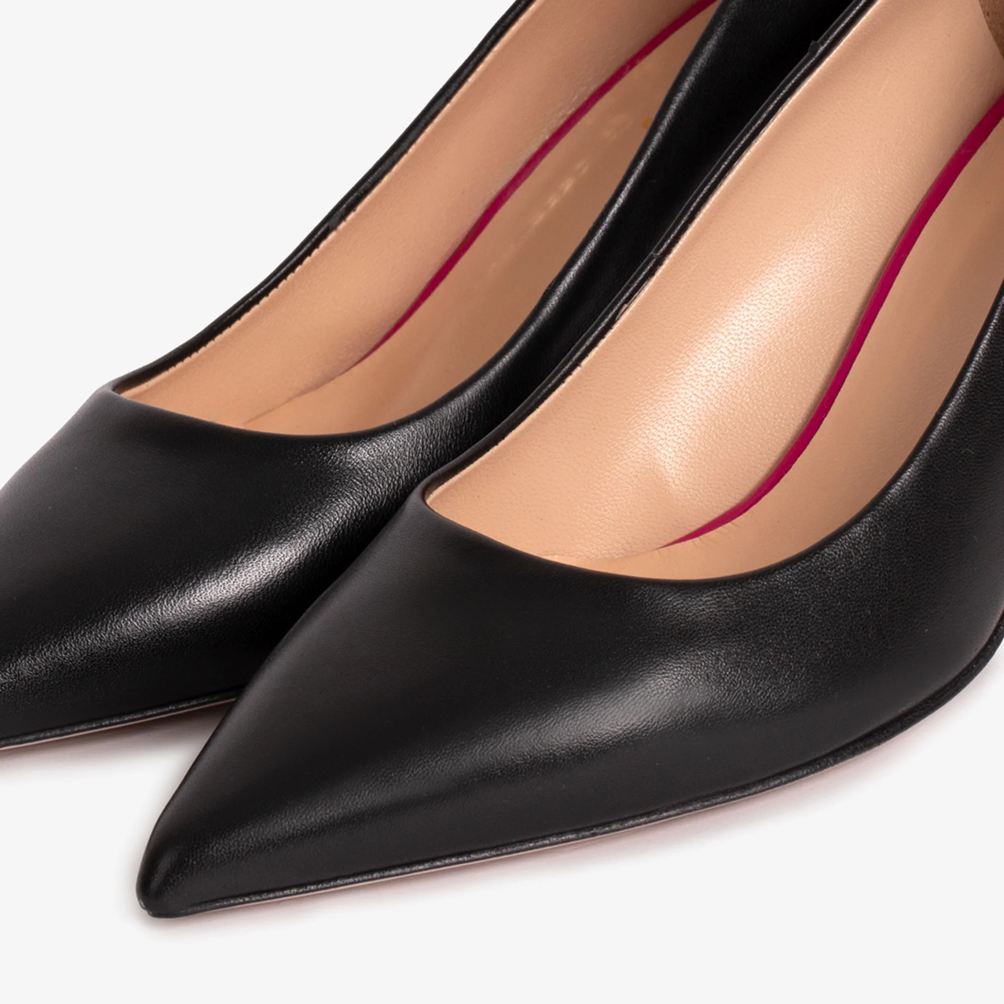 The Brunello Black Leather Pump Women Shoe - Image 4