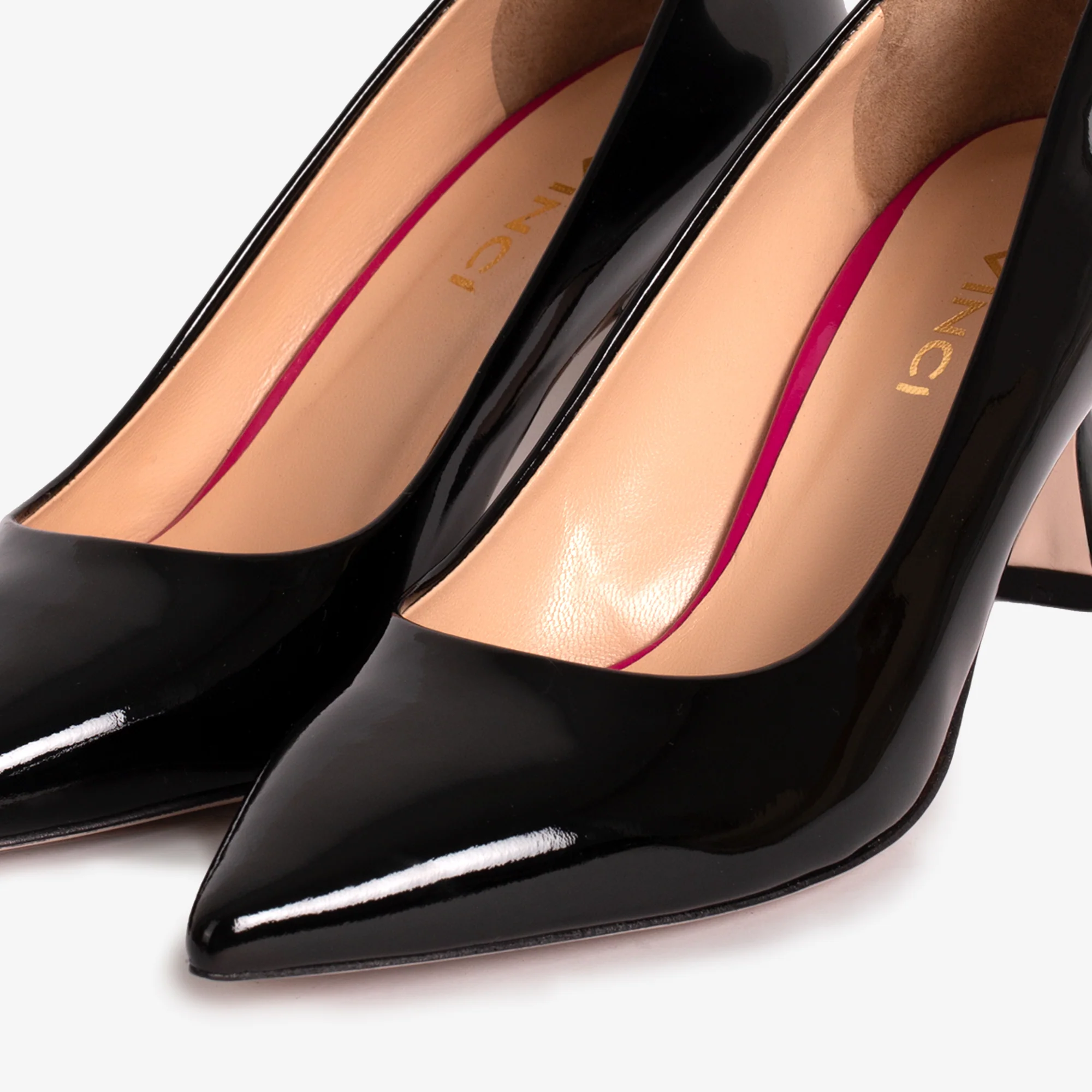 The Brunello Black Patent Leather Pump Women Shoe - Image 4