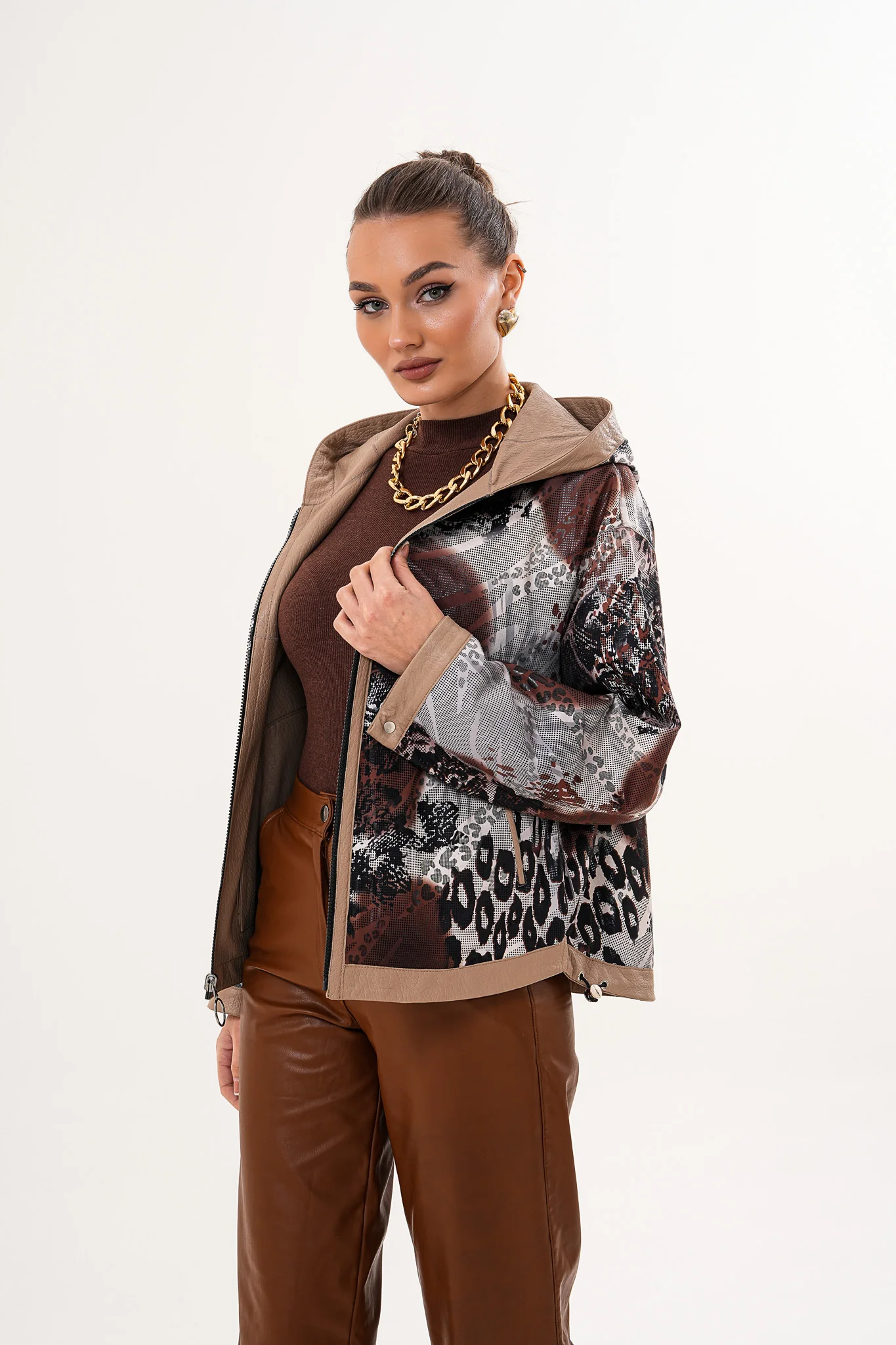 The Calyra Reversible Leather Women Jacket – Taupe - Image 2