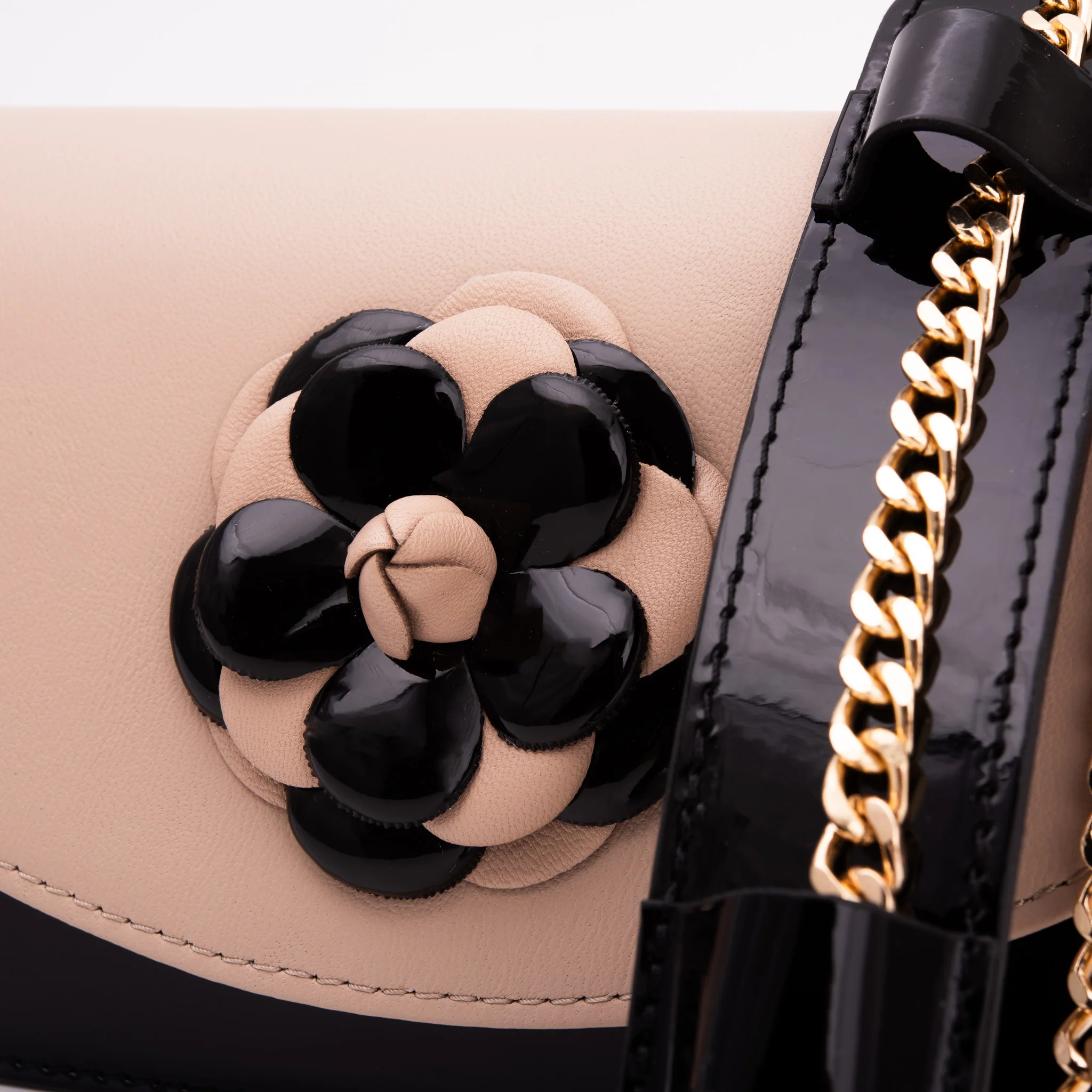 The Diva Beige Leather Handbag - Image 3