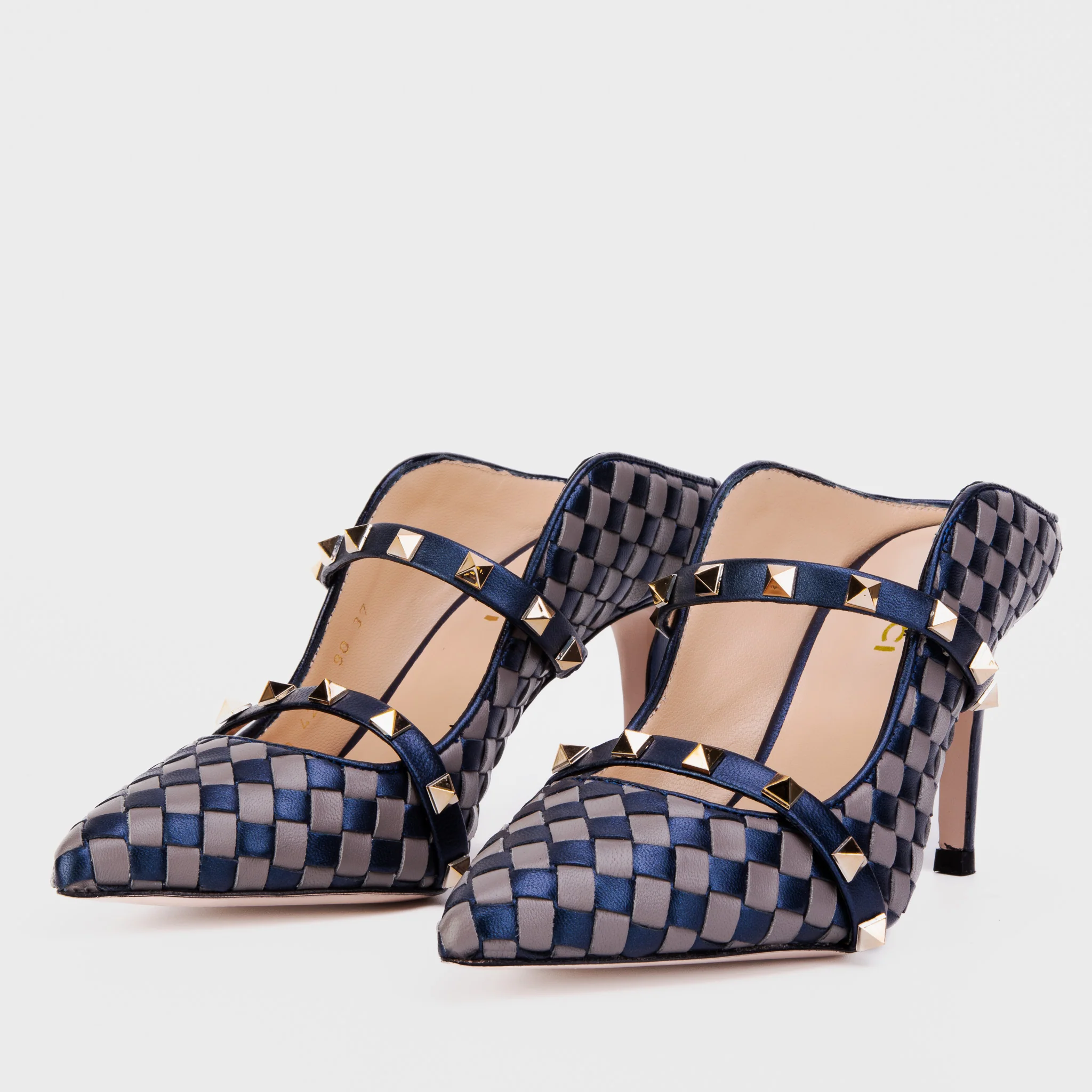 The Dosso Navy Blue Handwoven Pointy Toe Leather Women Sandal - Image 3