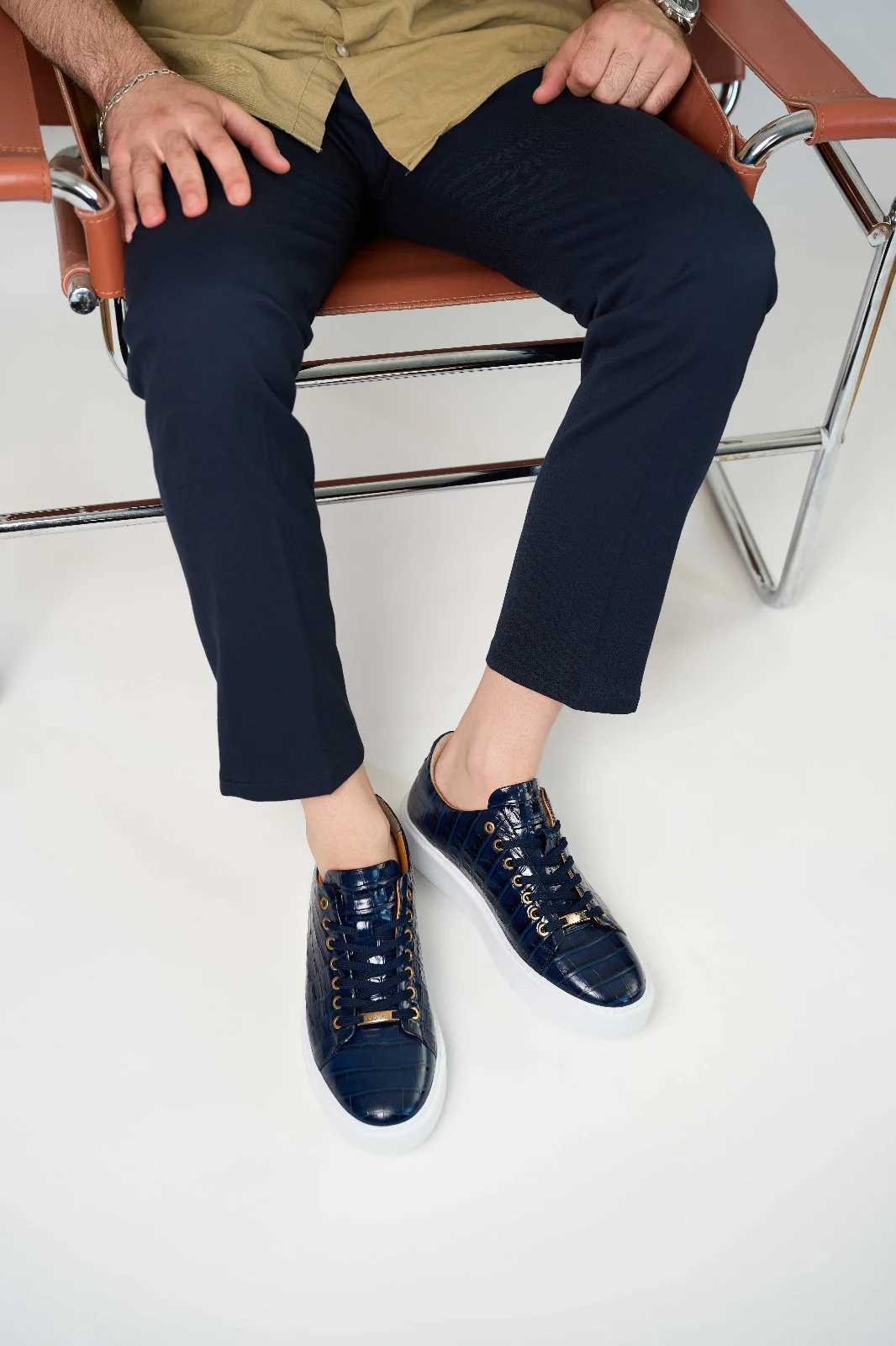 The Dublin Blue Leather Men Sneaker - Image 9