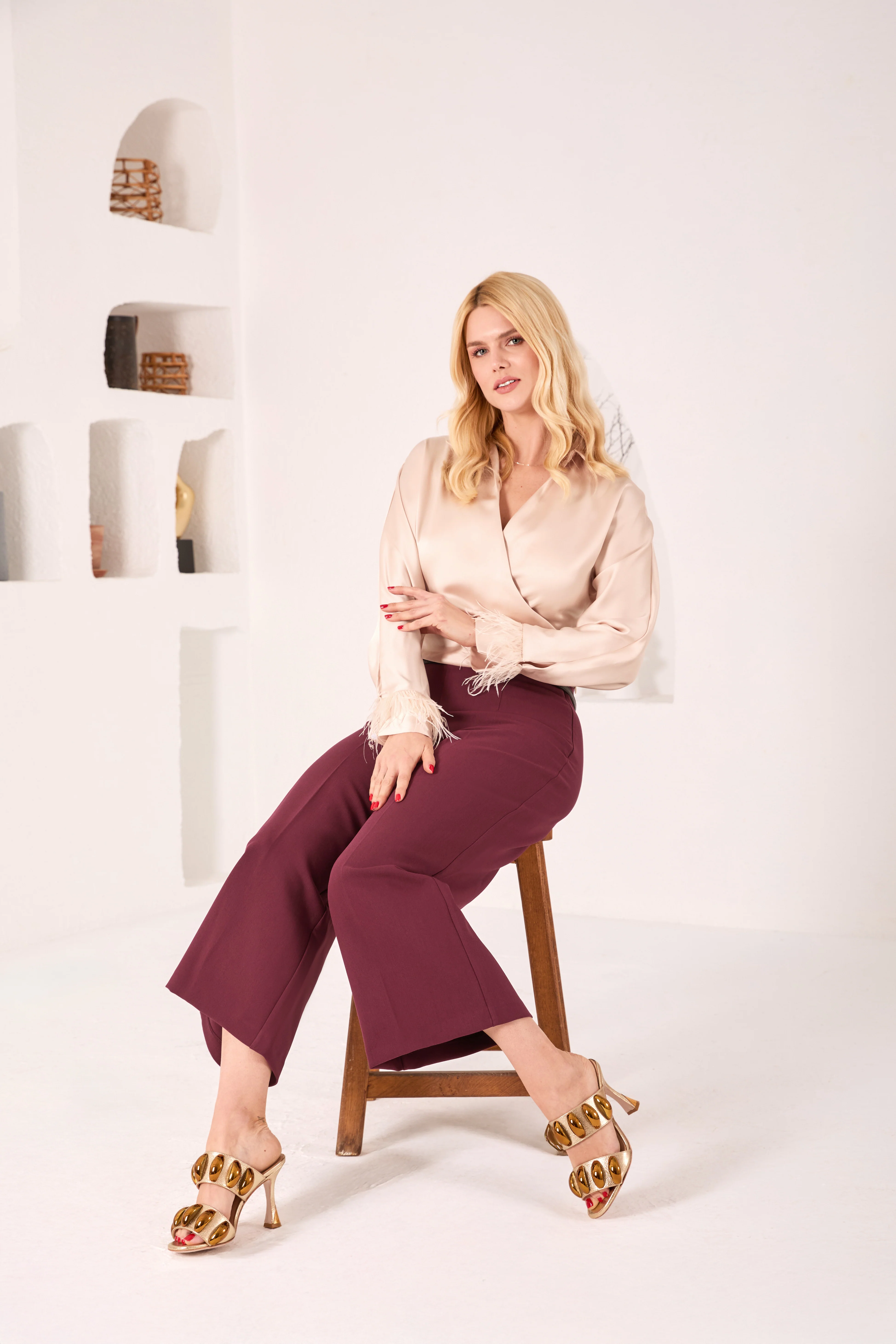 The Eclipse Gold Leather Women Sandal - Image 9