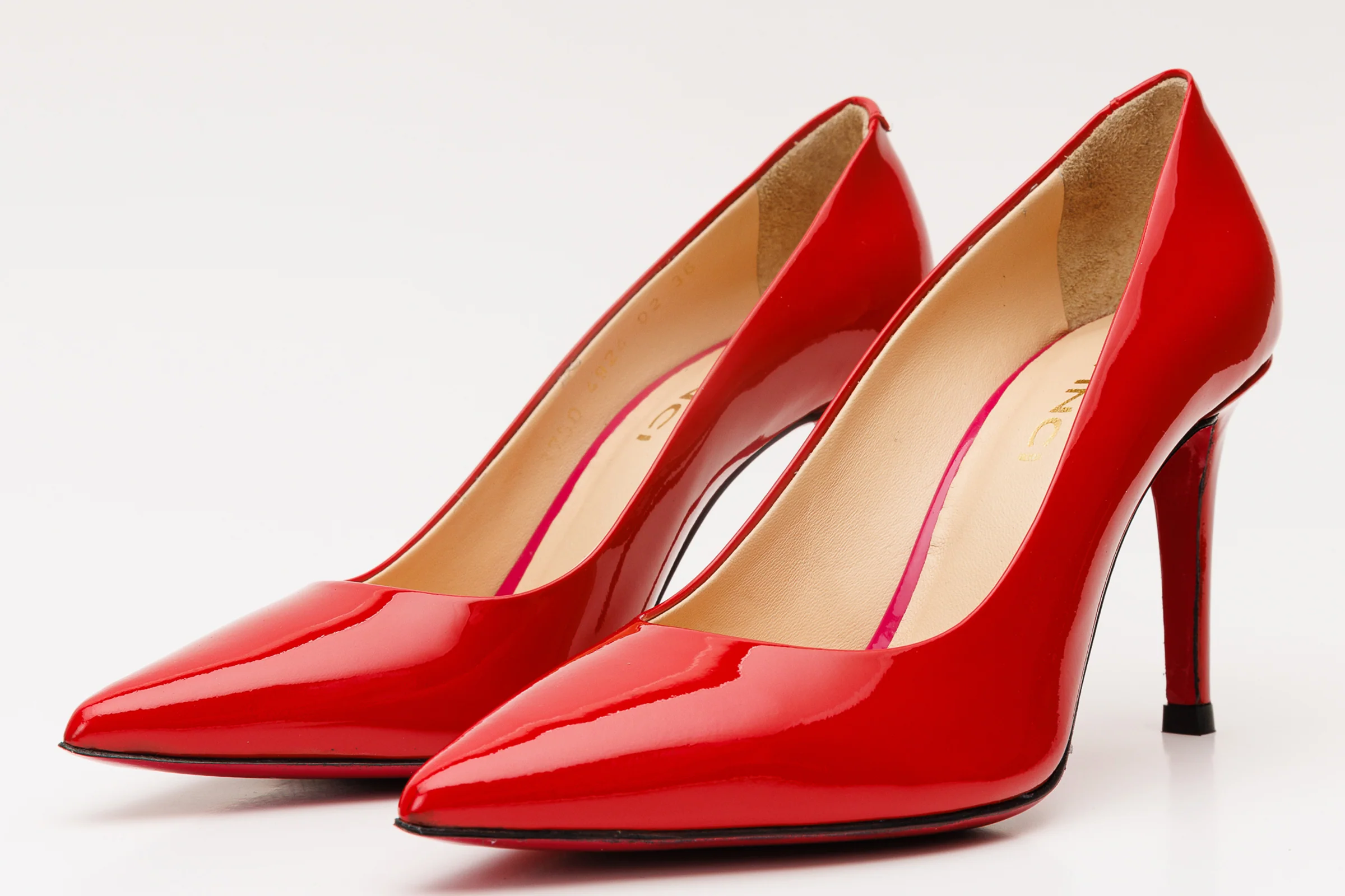 The Ege Red Leather Pump Fuchsia Sole Women Shoe - Image 3
