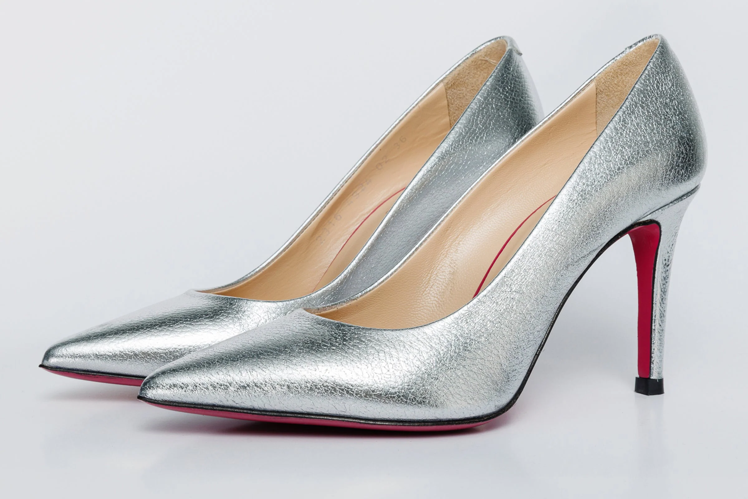 The Ege Silver Leather Pump Fuchsia Sole Women Shoe - Image 3