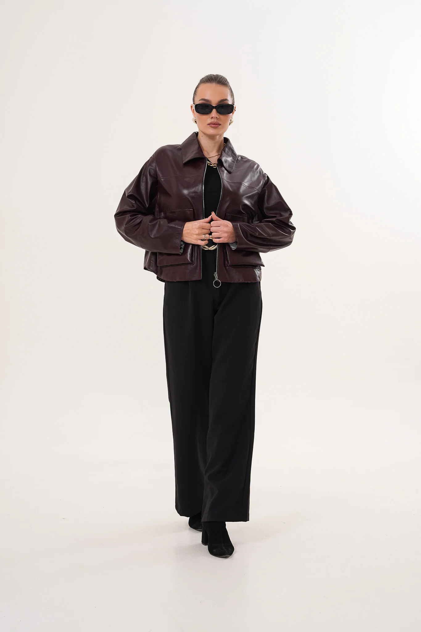 The Elvoria Reversible Burgundy Leather Jacket - Image 10