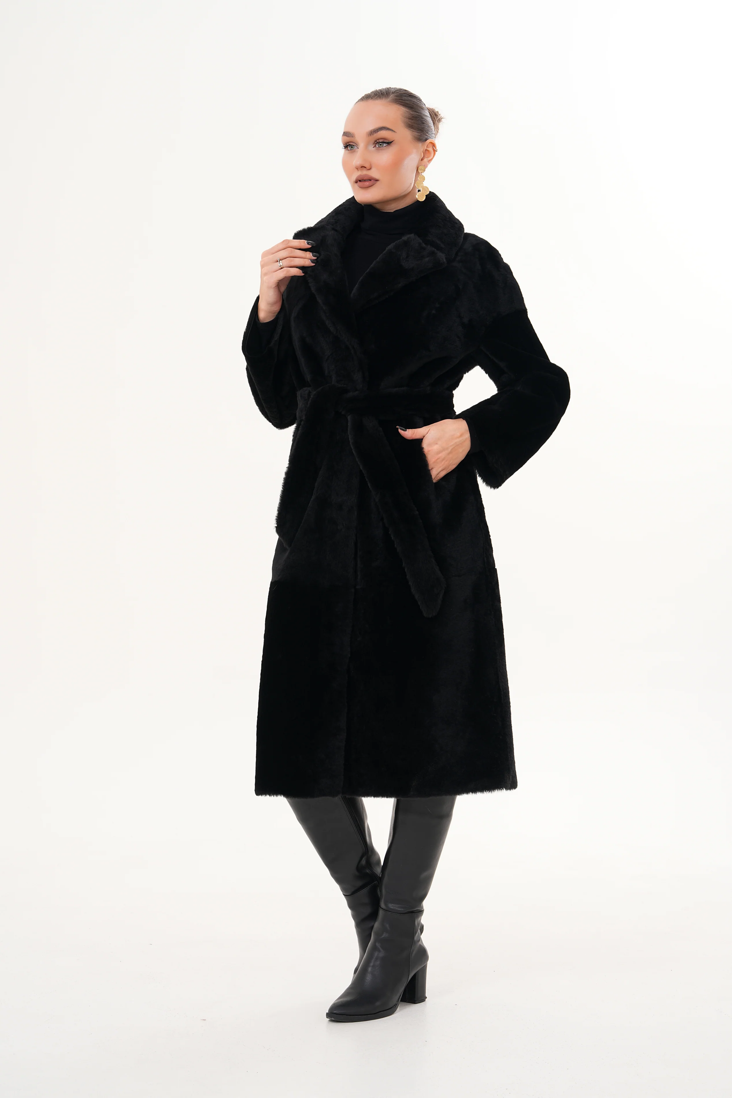 The Emilia Reversible Shearling Leather Women Jacket - Image 17