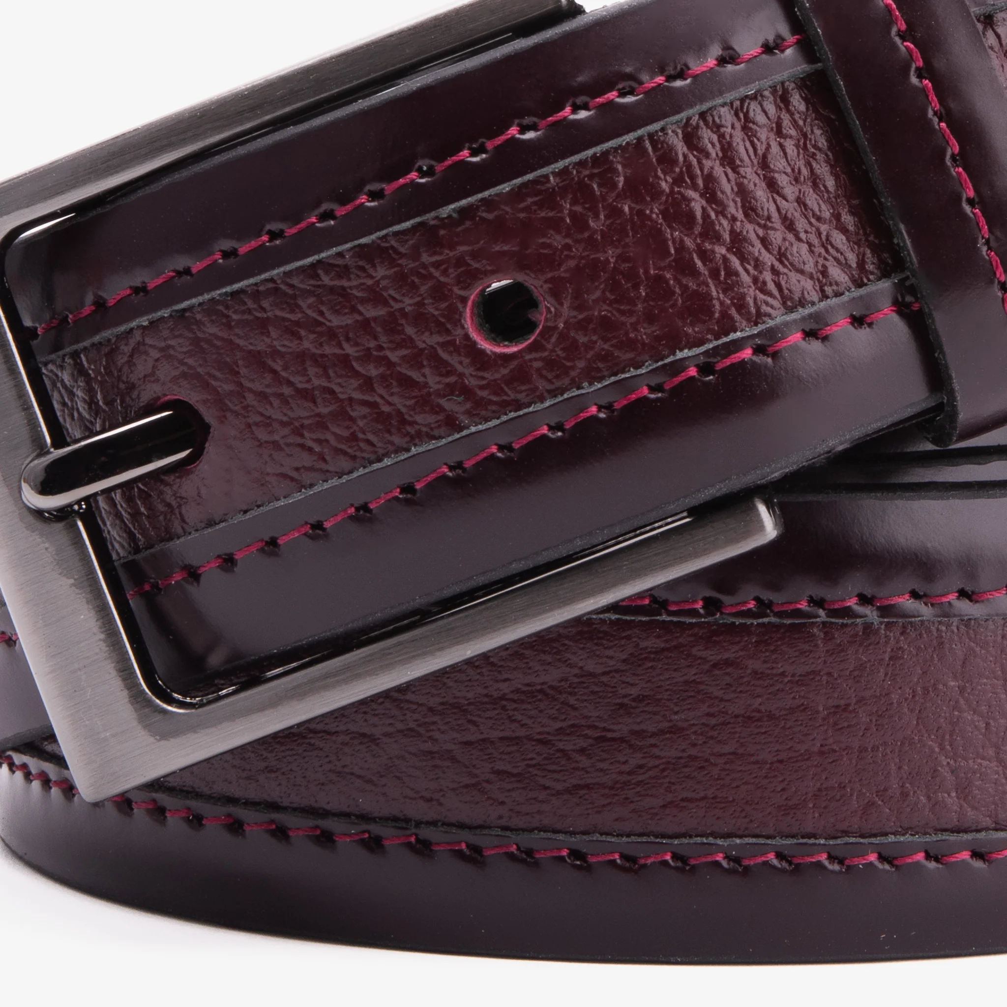 The Everest & Rockwell BurgundyLeather Belt - Image 3