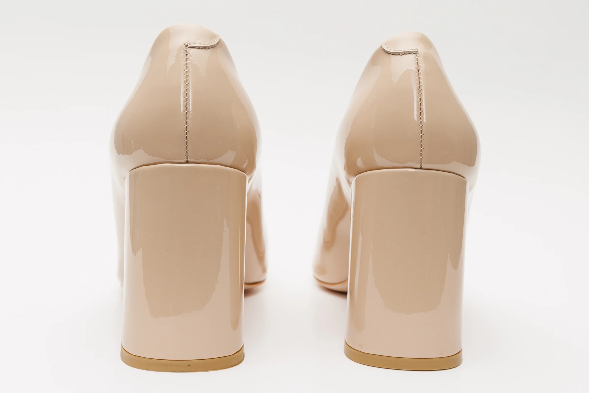 The Ferrara Cream Patent Leather Block Heel Pump Women Shoe - Image 4