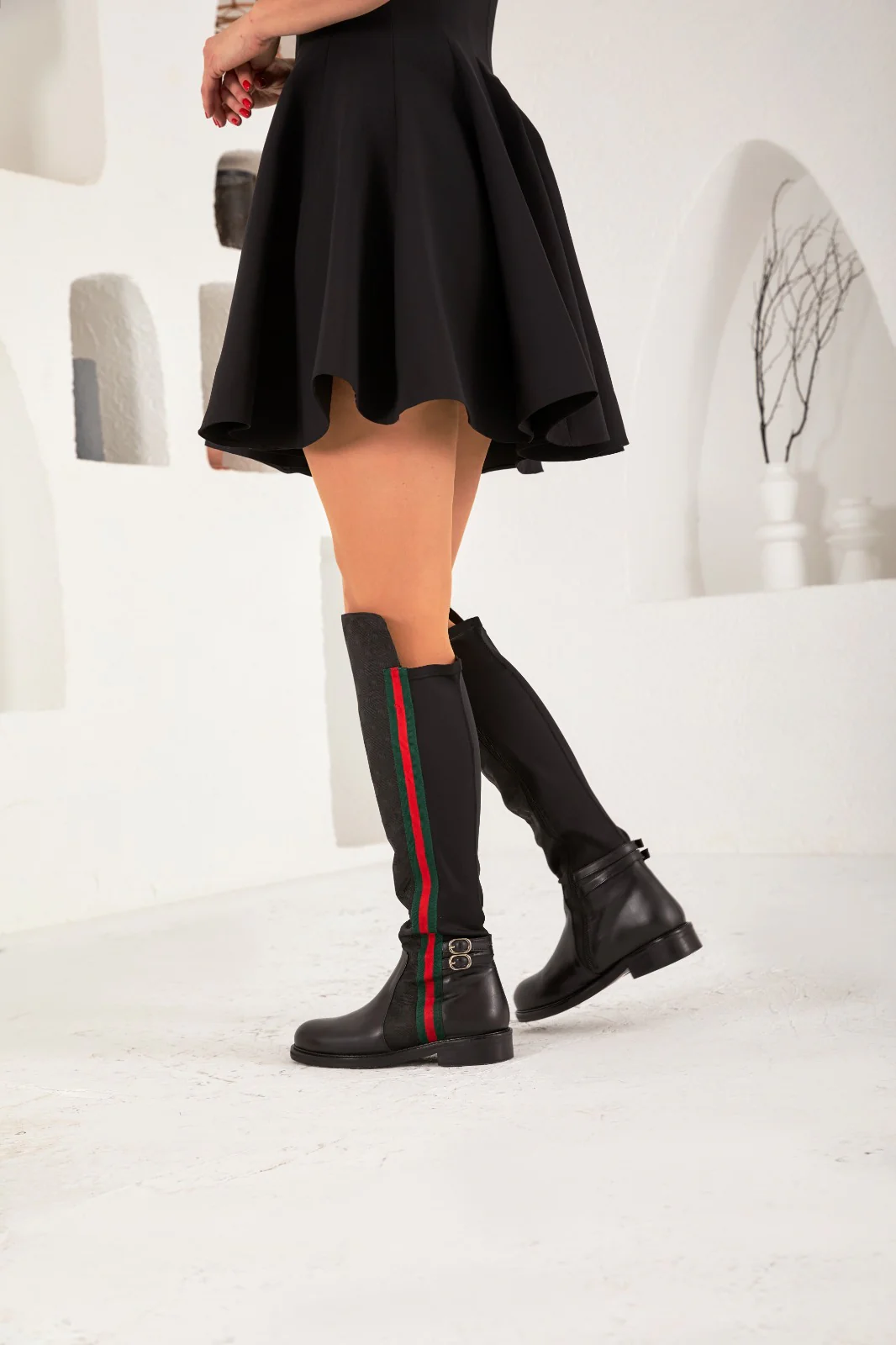 The Gallant Black Leather Knee-High Boot - Image 14