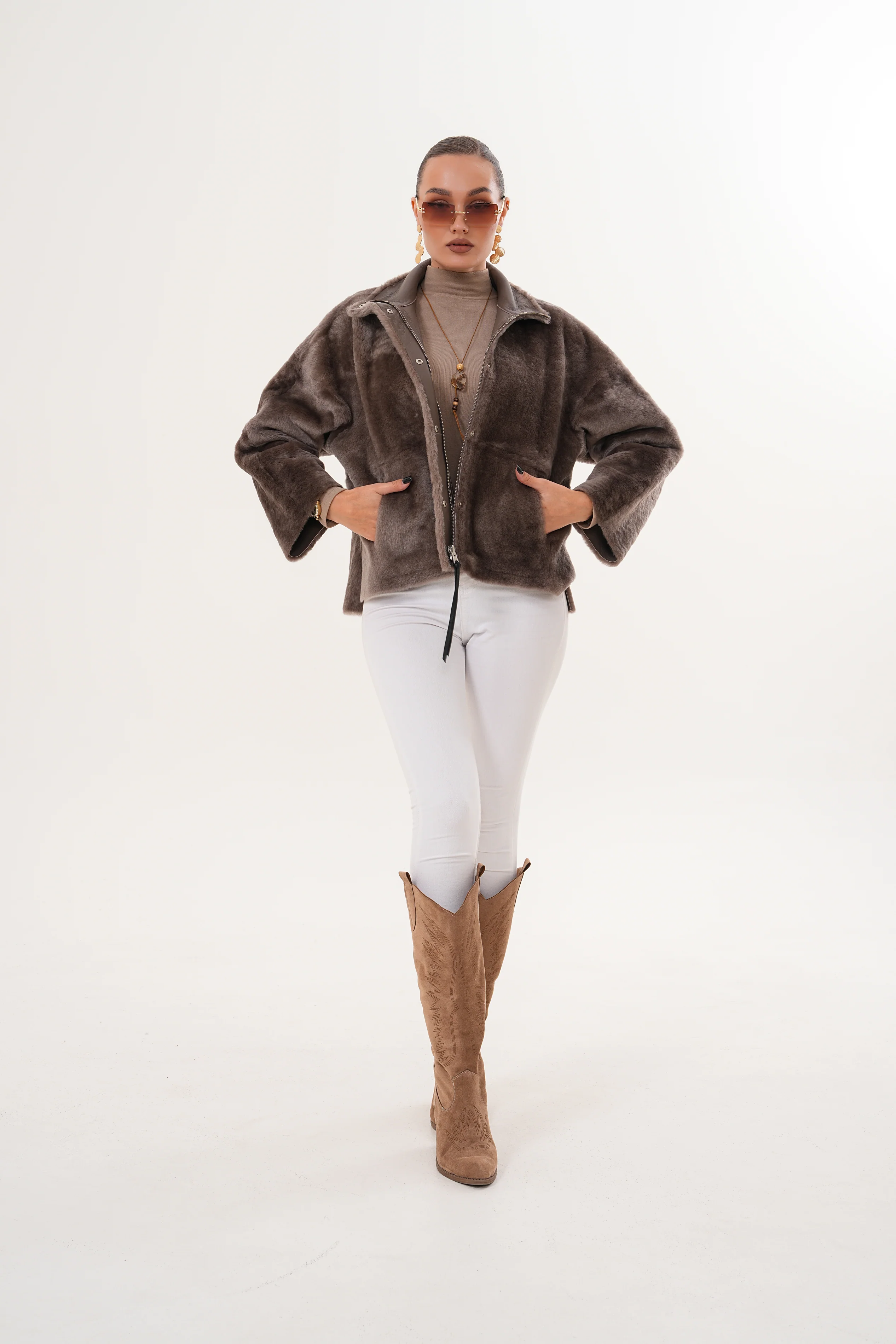 The Geneva Reversible Shearling Leather Women Jacket - Image 10