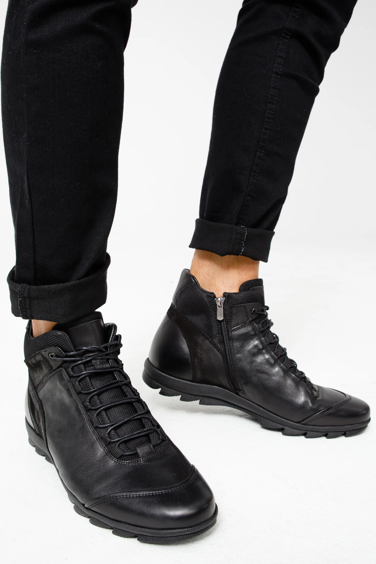 The Houston Leather Black Lace-Up Casual Men Boot with a Zipper - Image 6