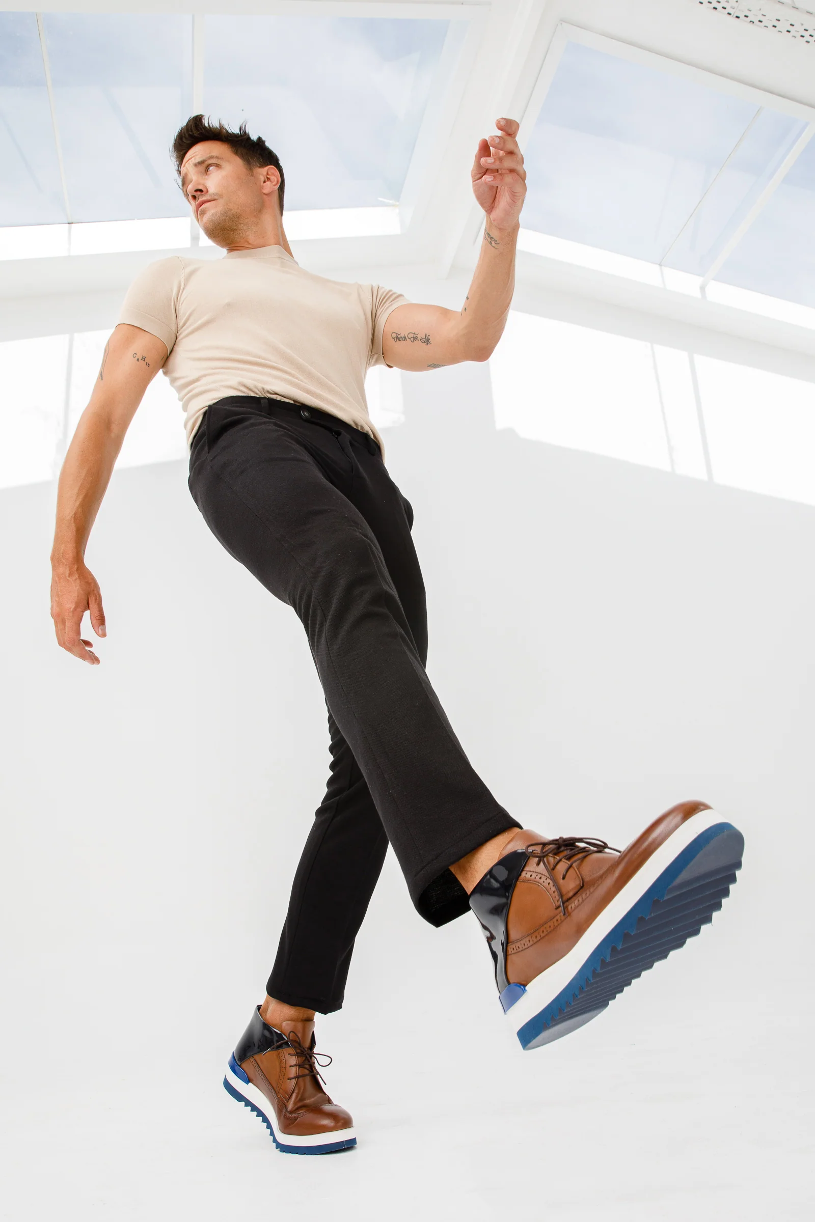 The Kagan Tan Wingtip Chukka Men Sneaker Boot - Image 7