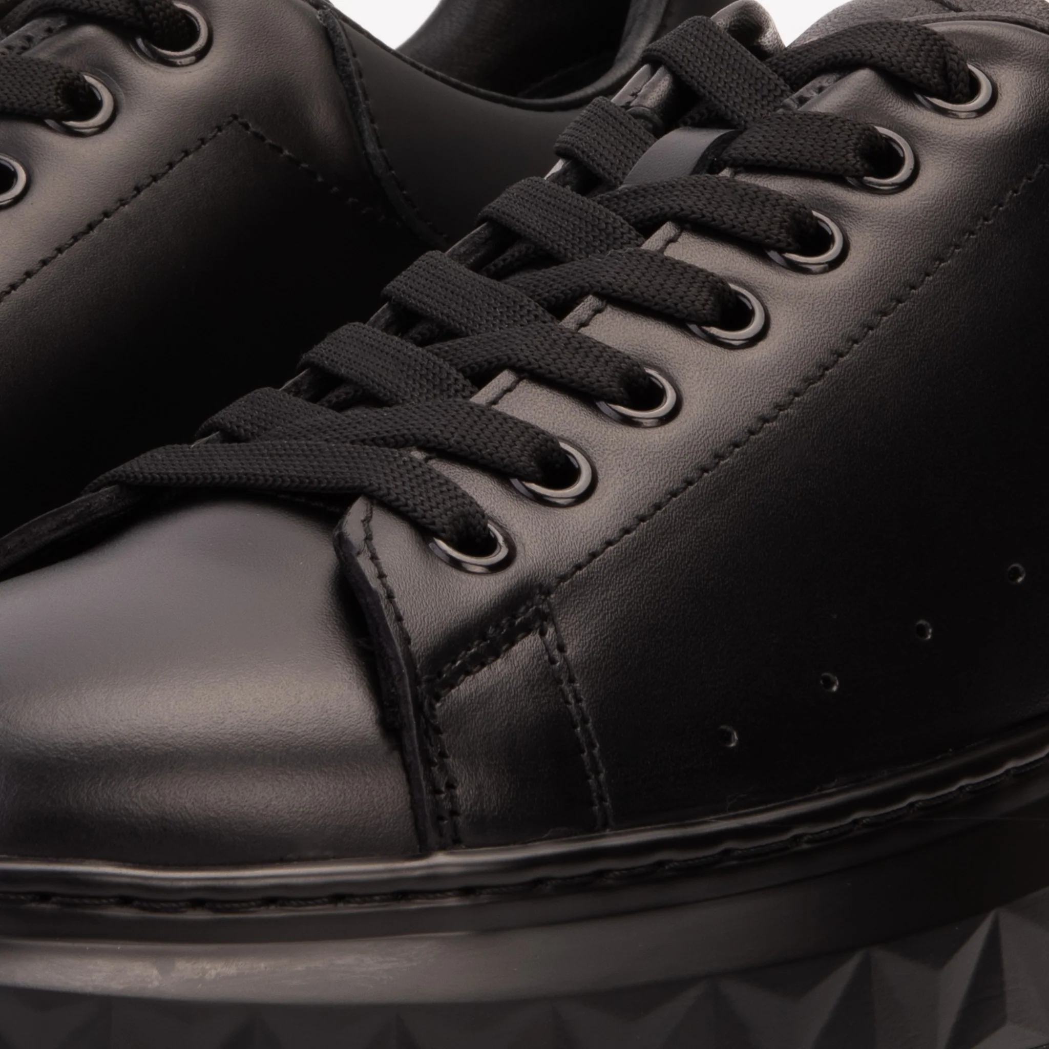 The Linq Black Leather Men Sneaker - Image 3