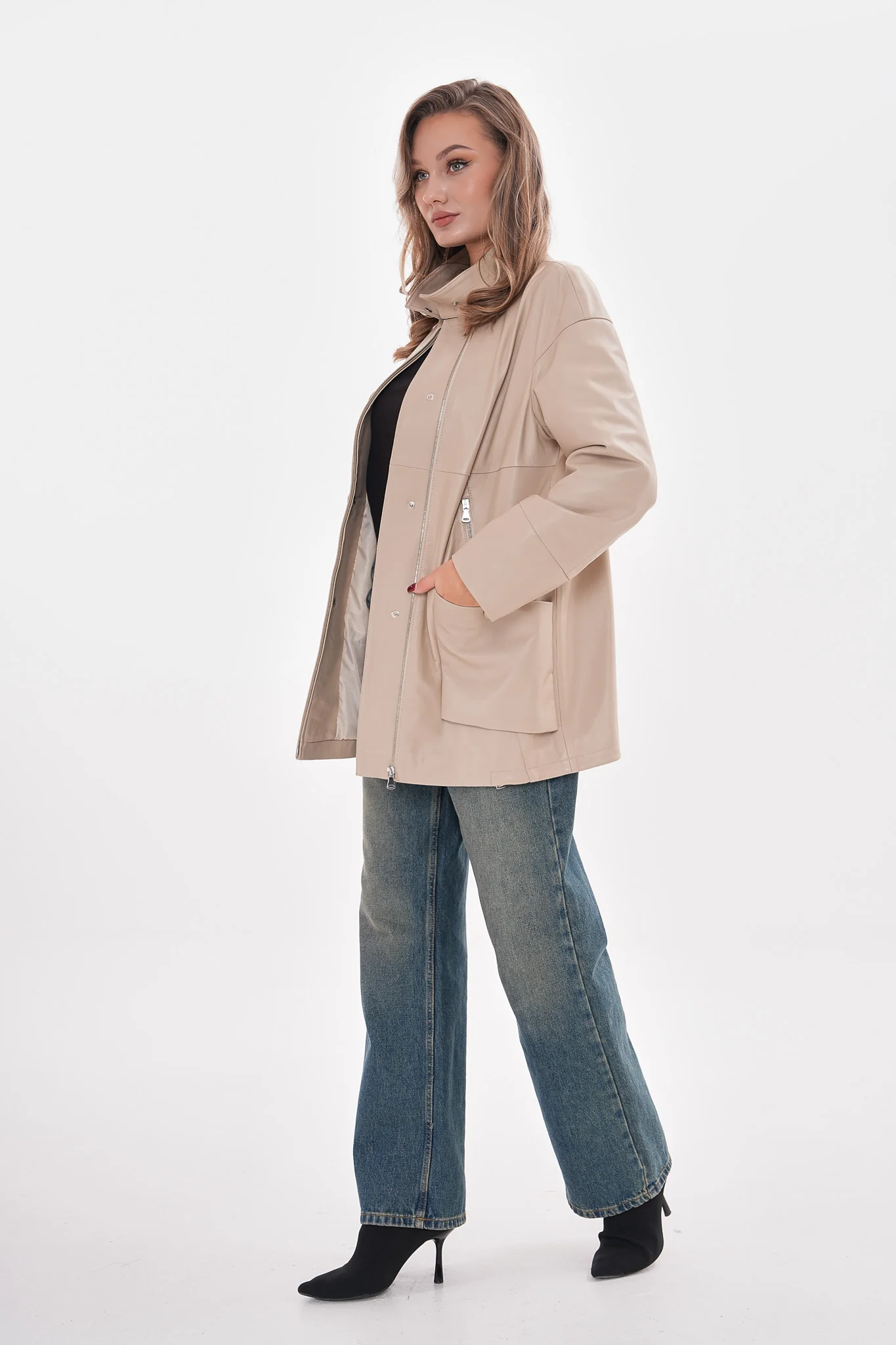 The Lioara Cream Leather Women Jacket - Image 2