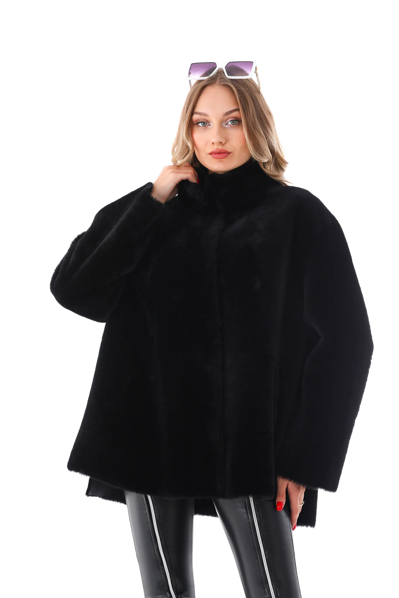 The Luxera Reversible Black Shearling Women Leather Jacket - Image 17