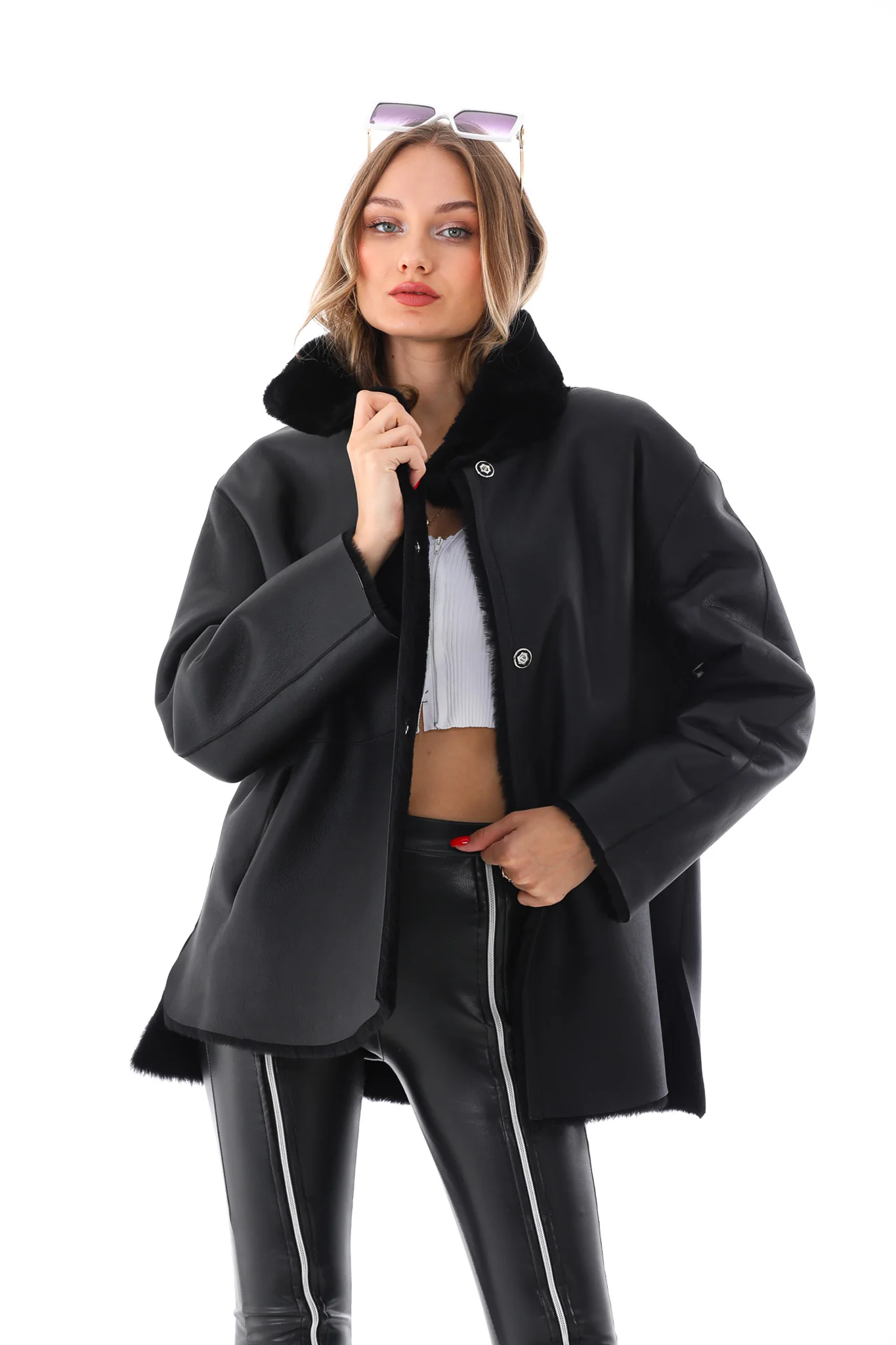 The Luxera Reversible Black Shearling Women Leather Jacket - Image 7