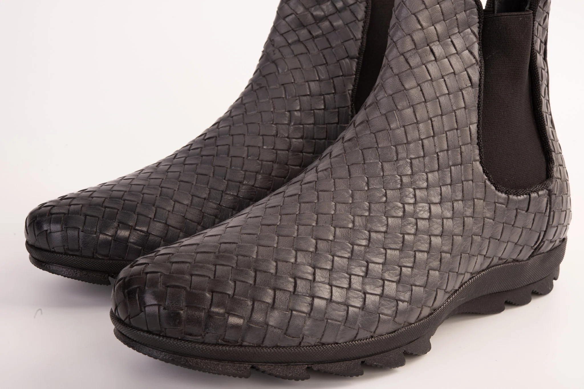 The Luxpre Grey Leather Handwoven Casual Chelsea Men Boot Final Sale! - Image 4