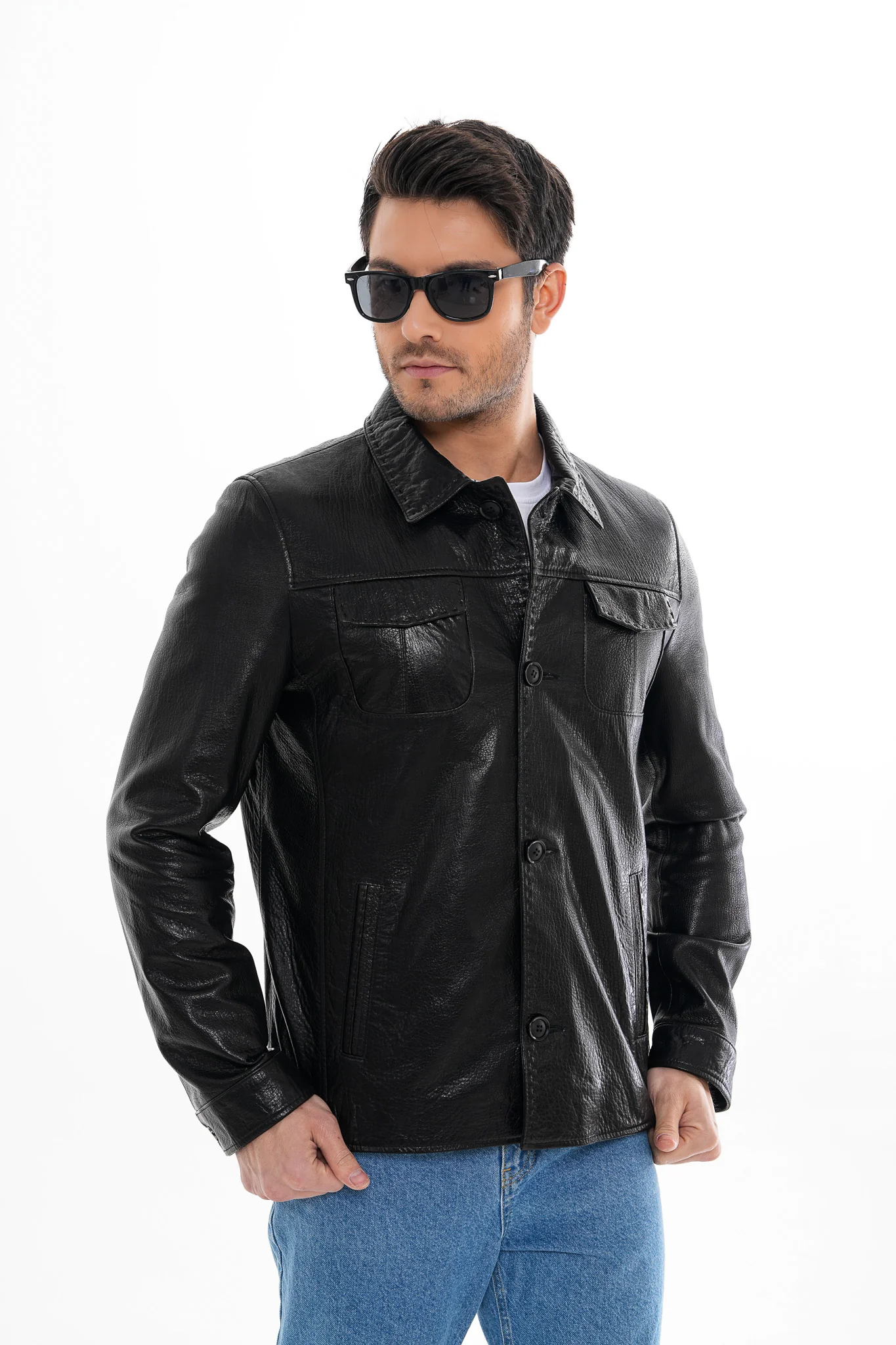 The Mantua Black Pebbled Leather Jacket - Image 10
