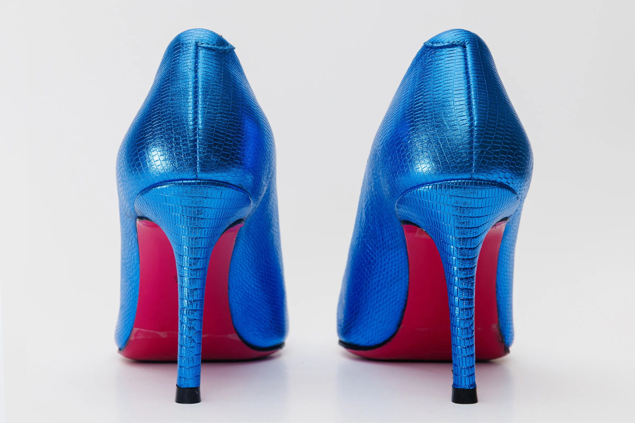 The Maple Sax Blue Leather Pump Fuchsia Sole Women Shoe - Image 4