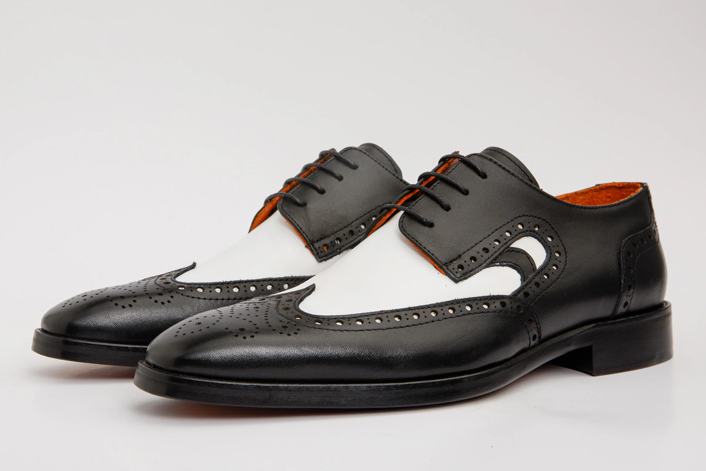 The Neiva Black & White Wingtip Semi Brogue Derby Men Shoe - Image 2