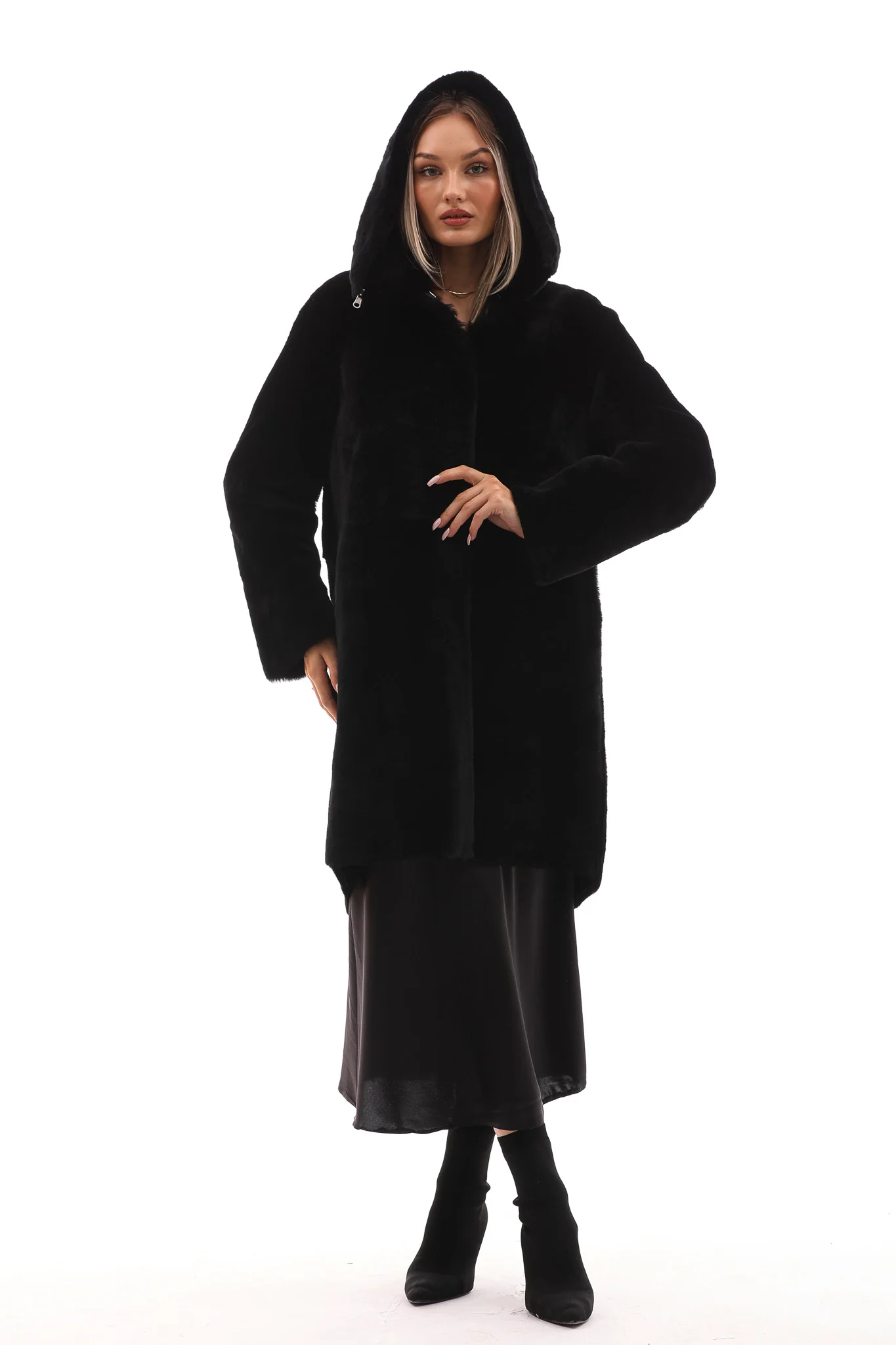 The Noctura Reversible Hooded Shearling Leather Jacket - Image 10