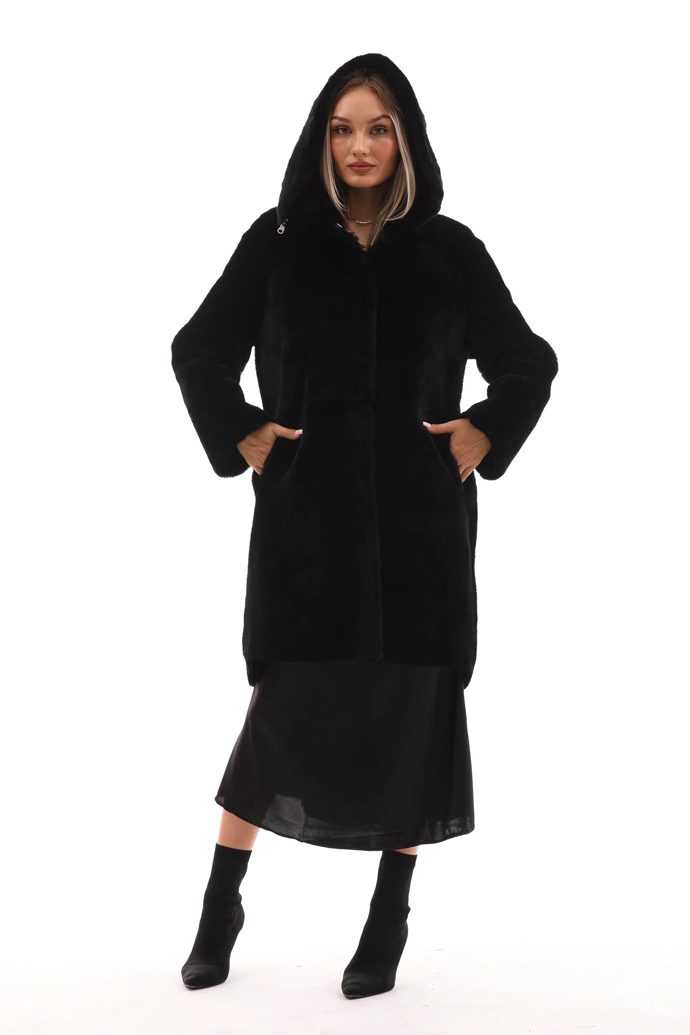 The Noctura Reversible Hooded Shearling Leather Jacket - Image 11
