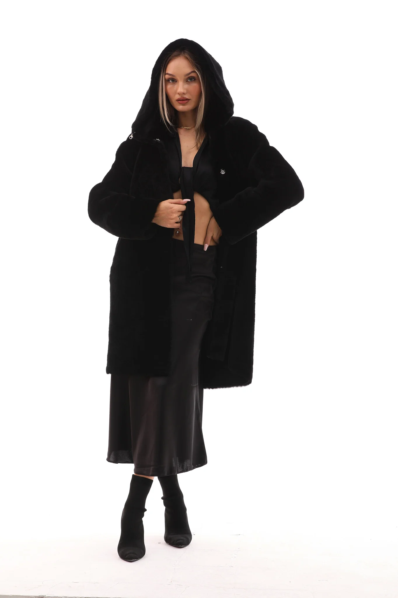 The Noctura Reversible Hooded Shearling Leather Jacket - Image 6