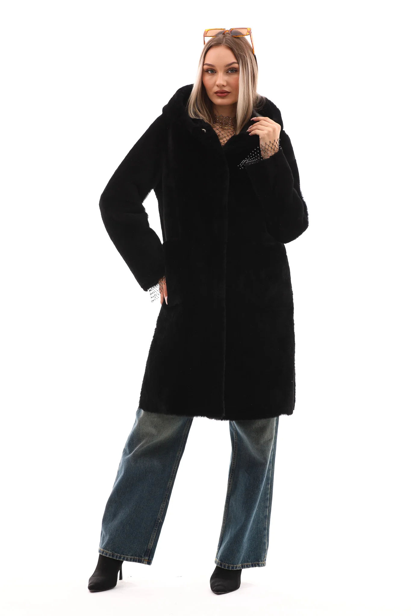 The VESARA Reversible Shearling Women Leather Coat – Jet Black - Image 10