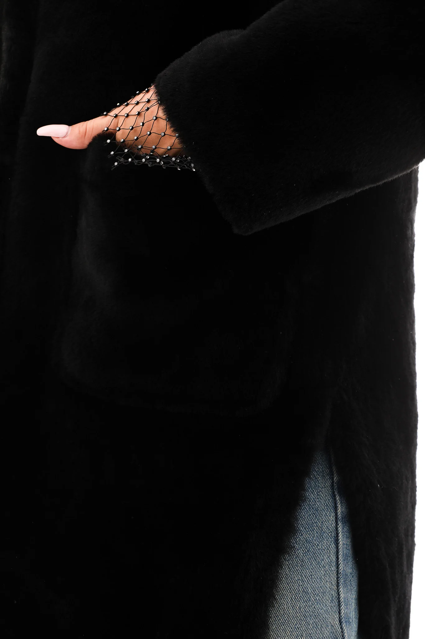The VESARA Reversible Shearling Women Leather Coat – Jet Black - Image 7