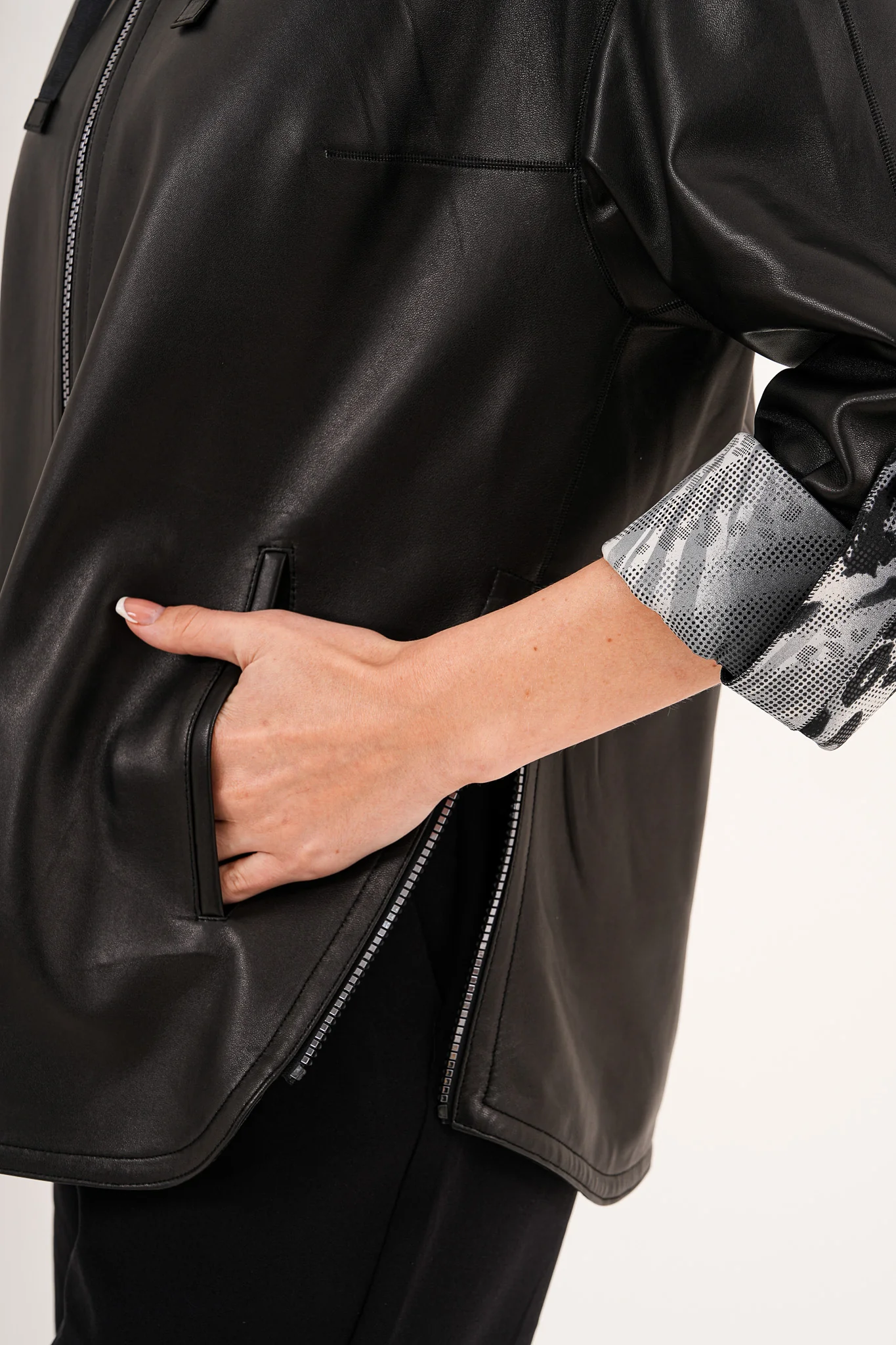 The Nyxara Reversible Hooded Black Leather Jacket - Image 3