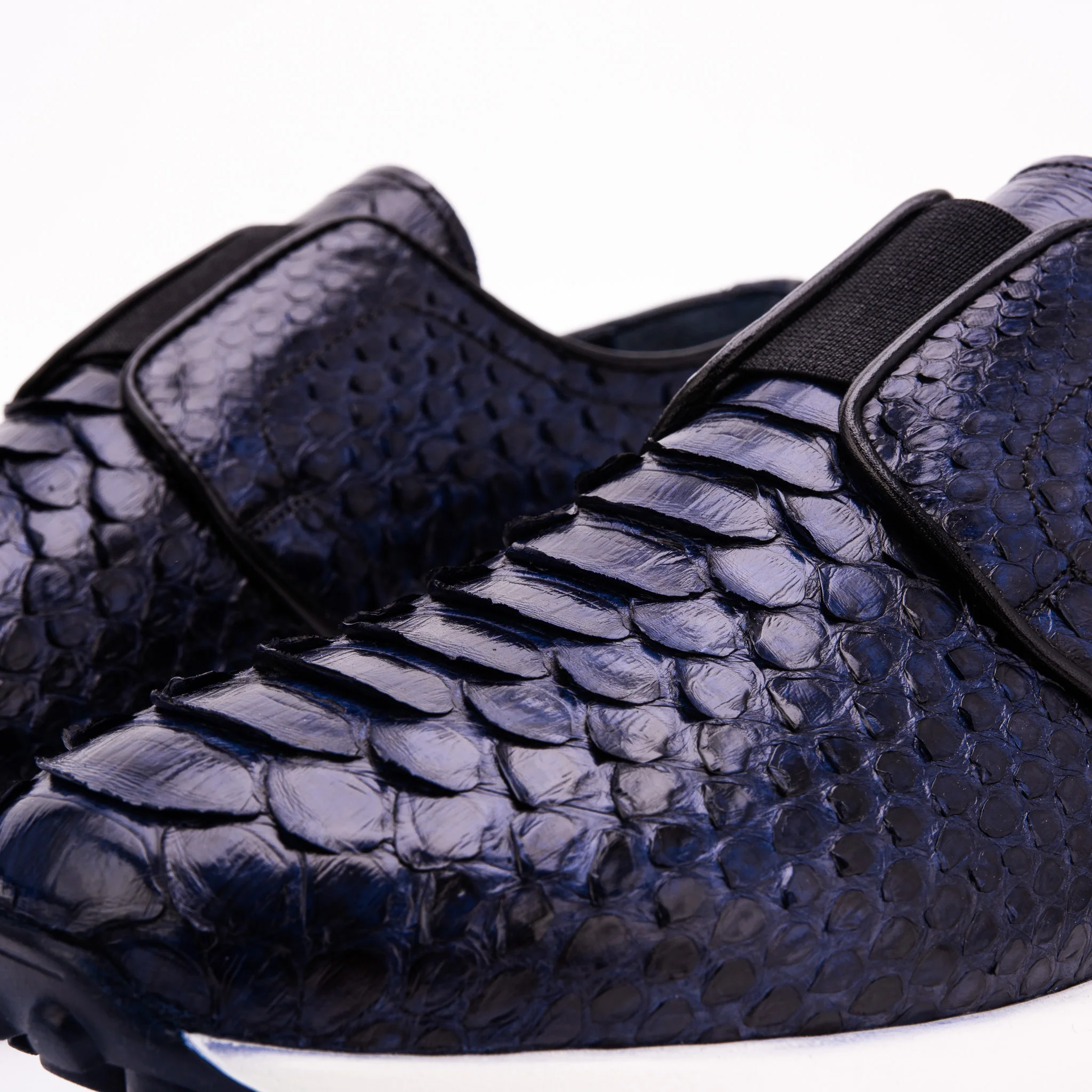 The Obsidian Navy Python Leather Men Sneaker - Image 3
