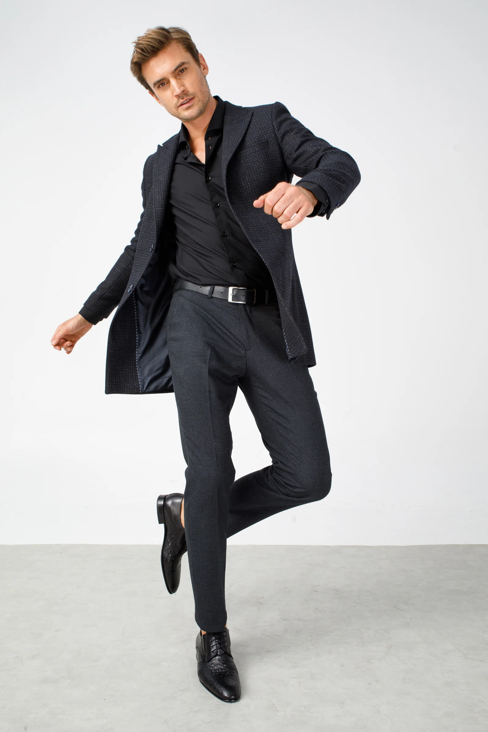 The Porto Alegre Black Leather Derby Men Shoe - Image 10