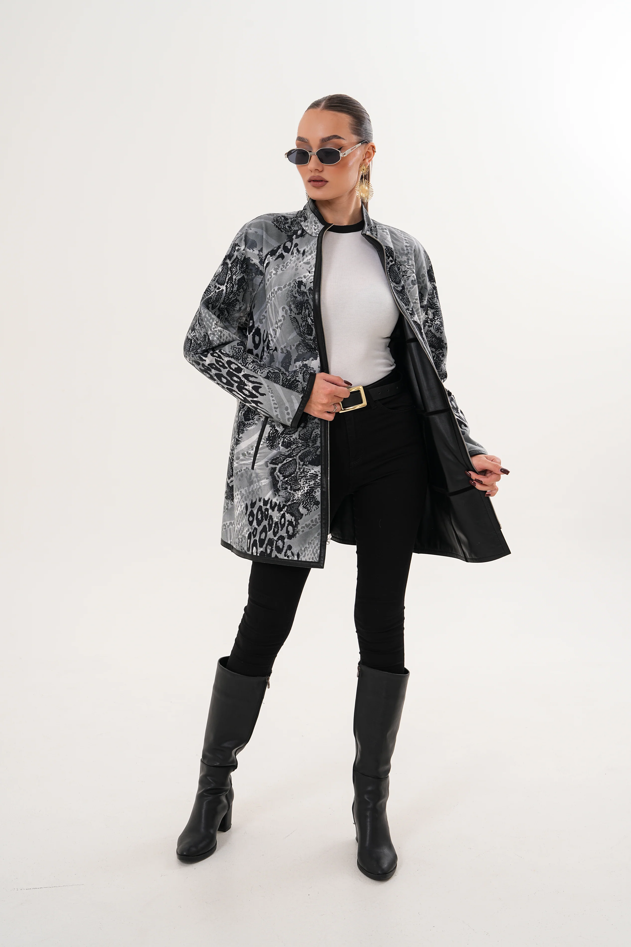 The Prado Reversible Black Leather Women Leather Jacket - Image 7
