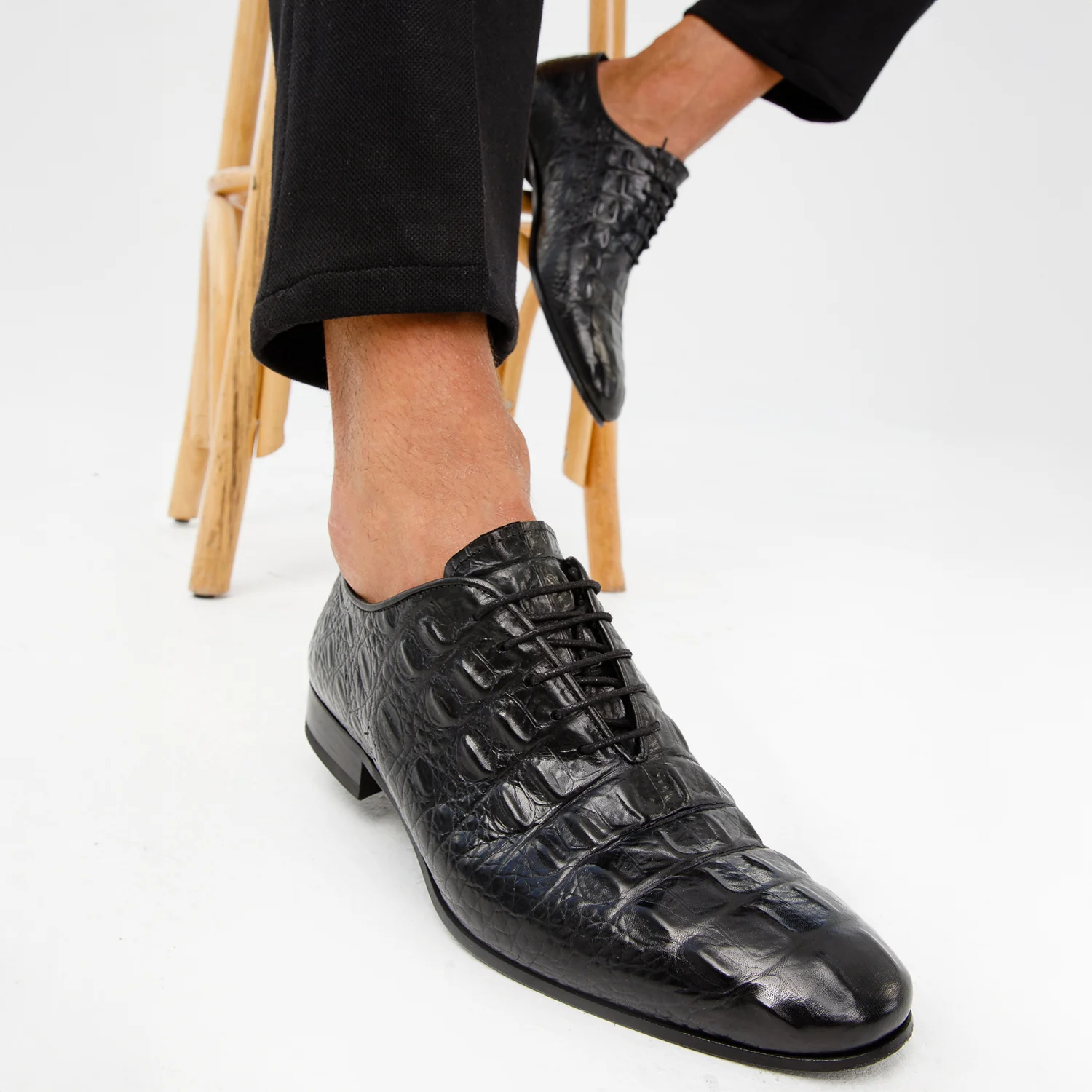 The Randor Black Crocodile Leather Oxford Men Shoe - Image 13