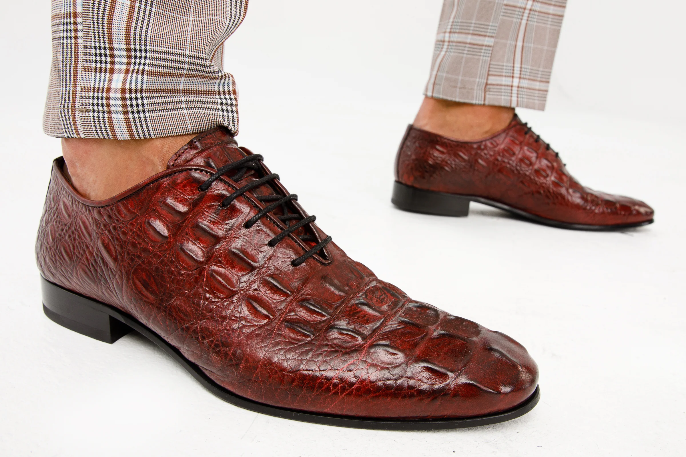 The Randor Burgundy Crocodile Leather Oxford Men Shoe - Image 6