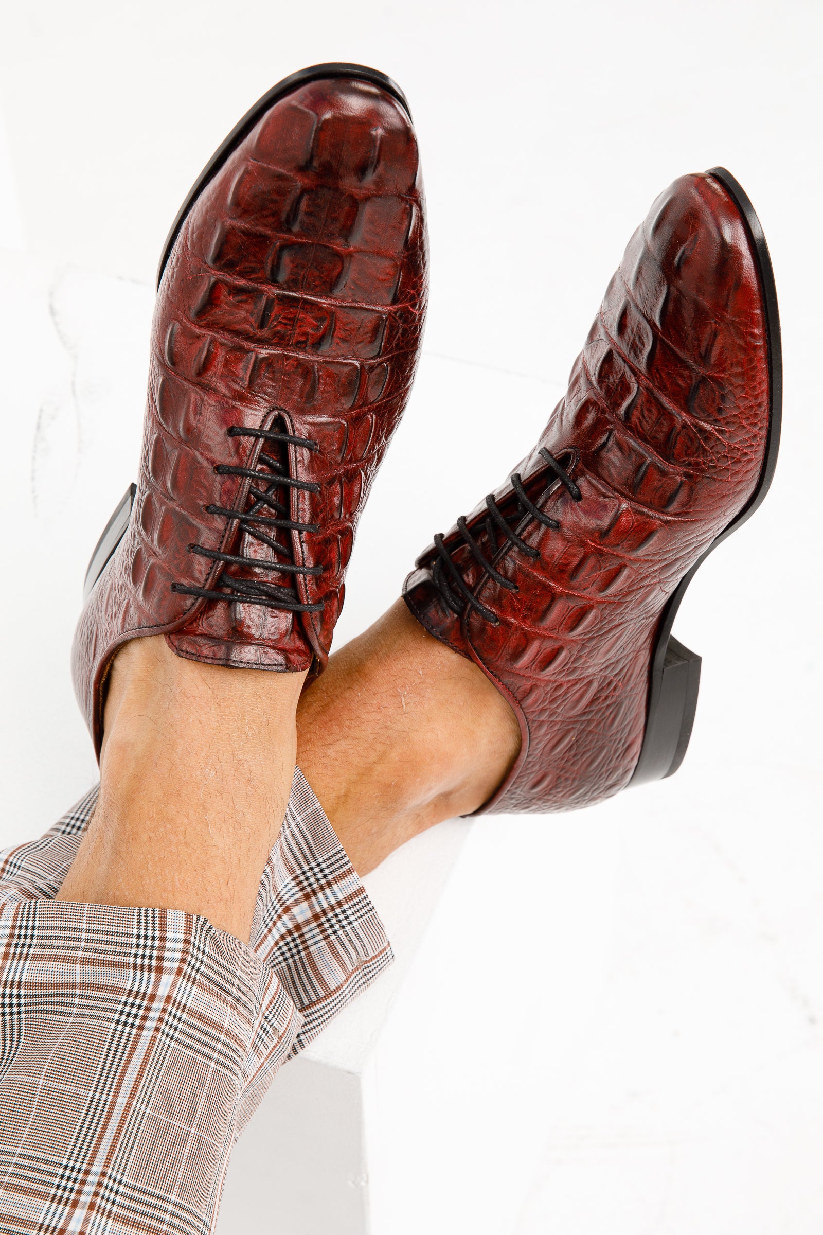 The Randor Burgundy Crocodile Leather Oxford Men Shoe - Image 8