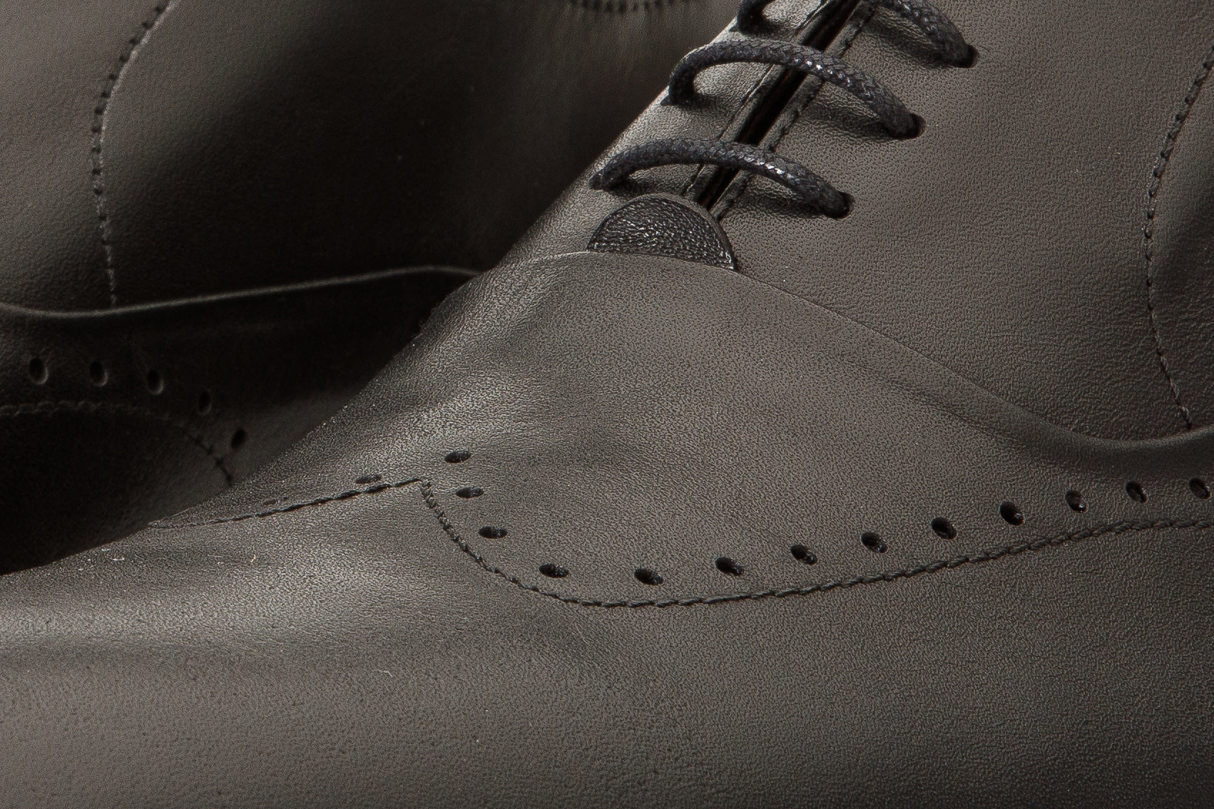 The Roma Black Leather Wingtip Oxford Men Shoe - Image 3