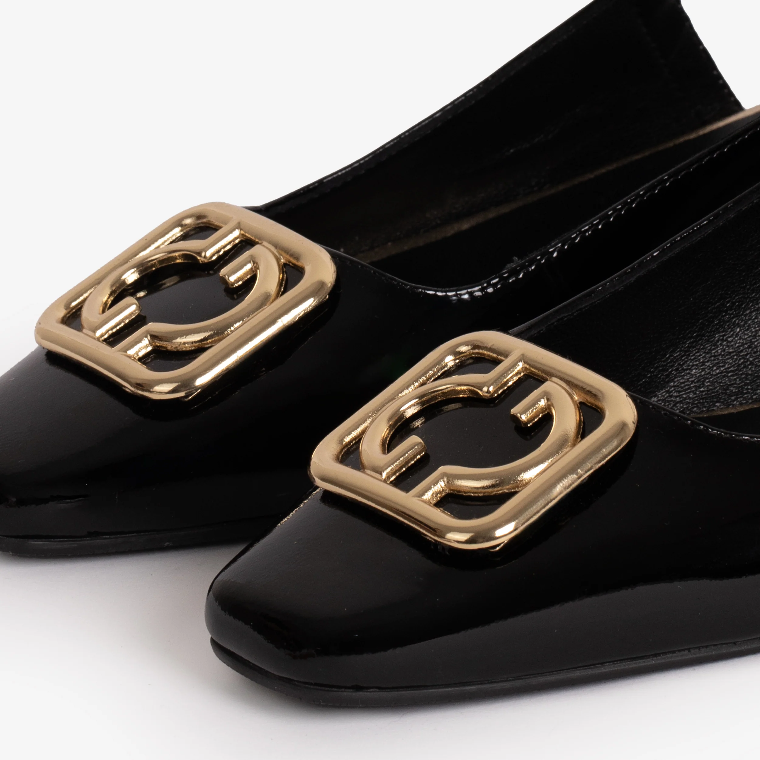 The Rosalinda Black Leather Women Flat Slingback Sandal - Image 4