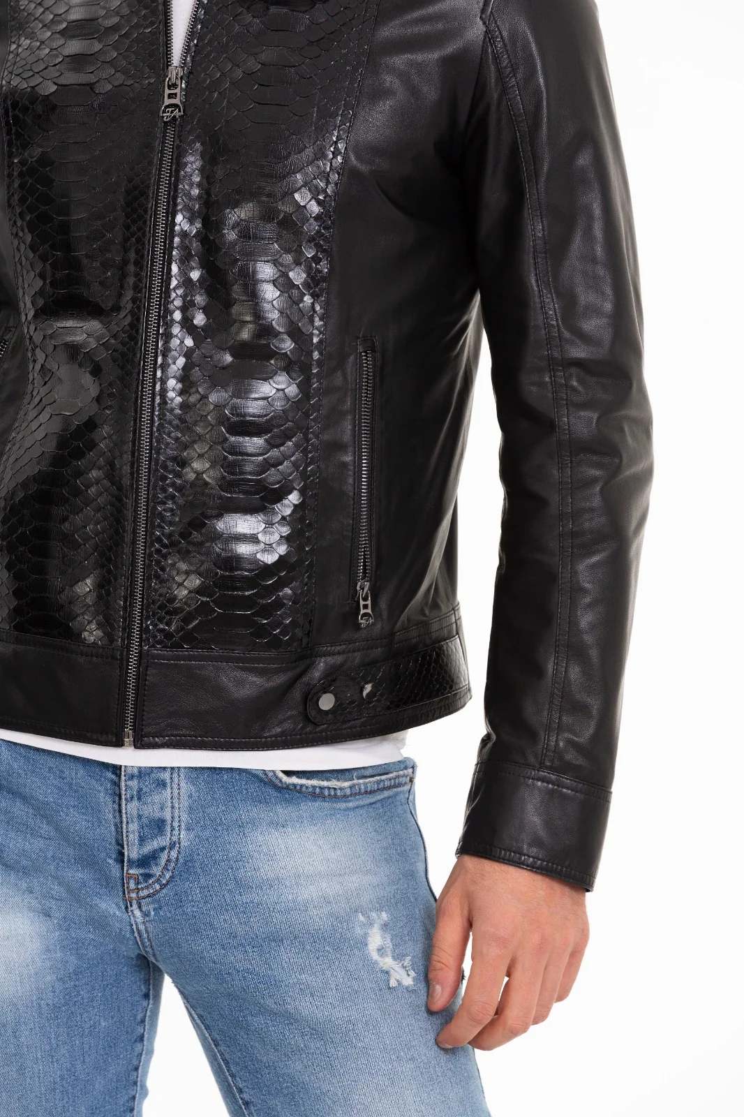 The Solvito Pythn Black Leather Men Jacket - Image 3